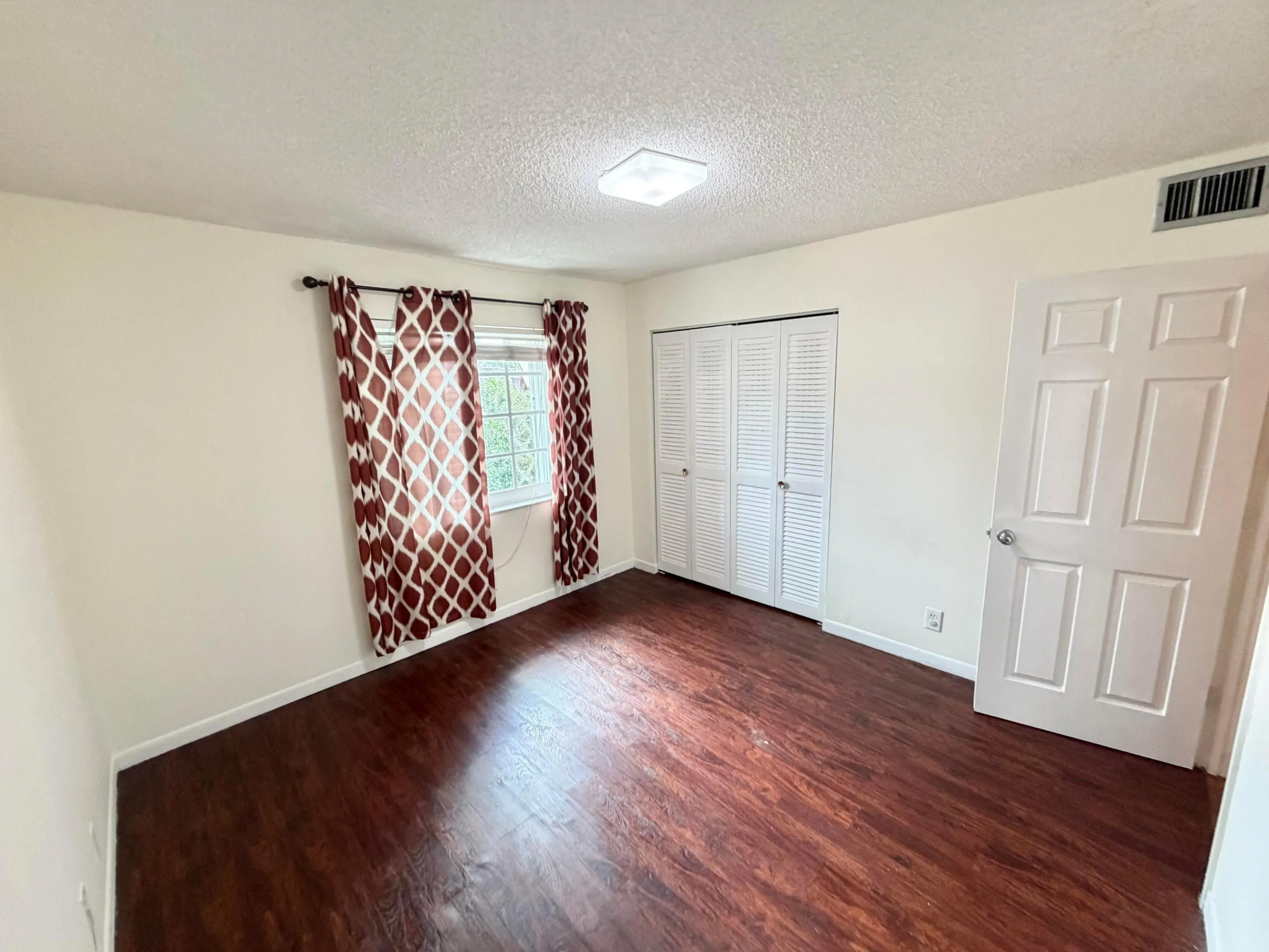 700 SE 2nd Avenue #Unit 416