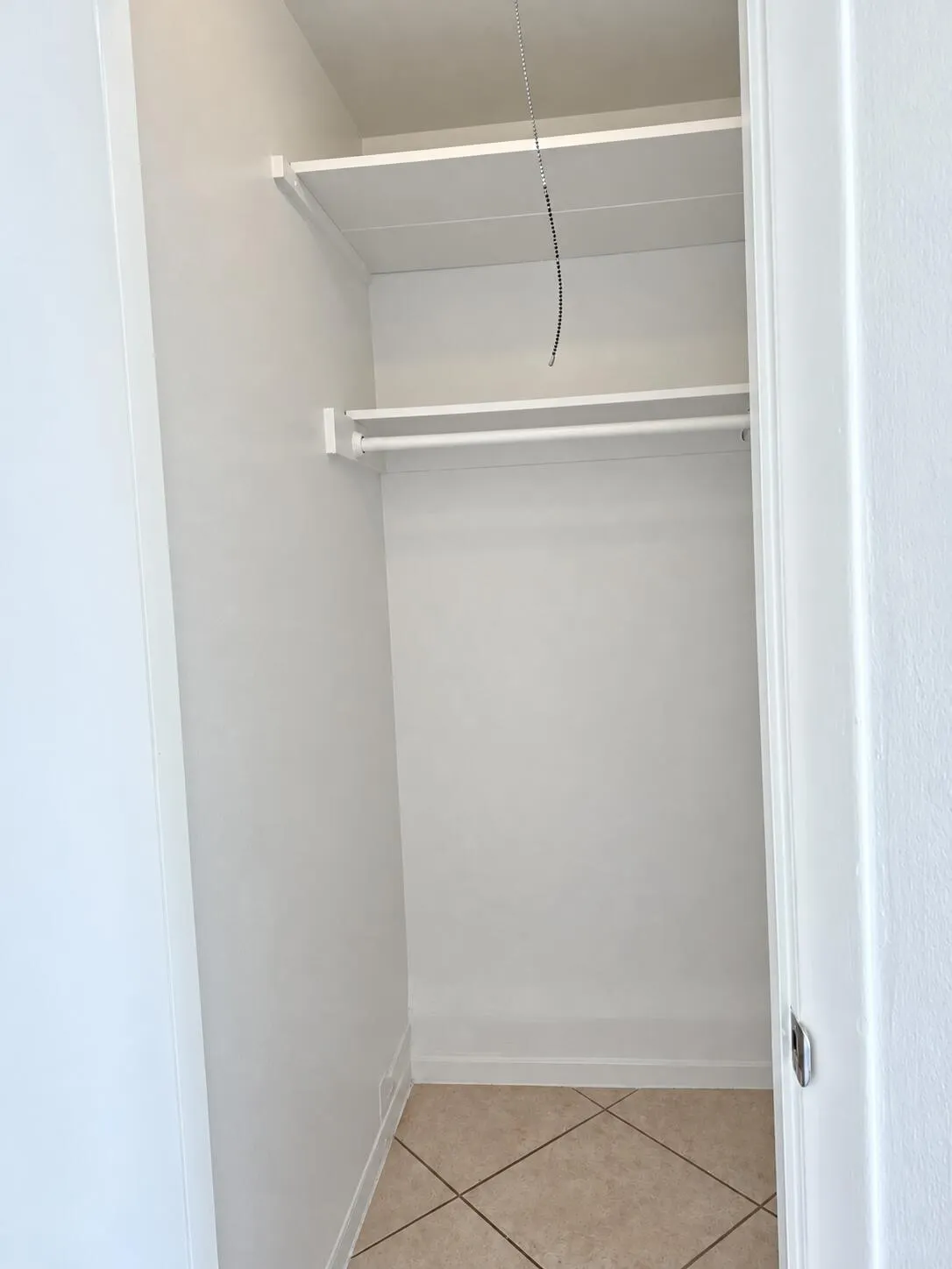 1960 NE 48TH Street #8
