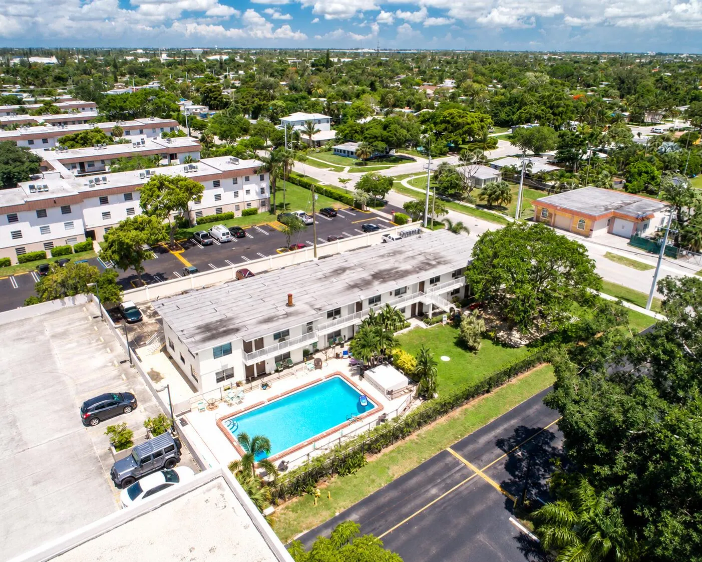 1960 NE 48TH Street #8