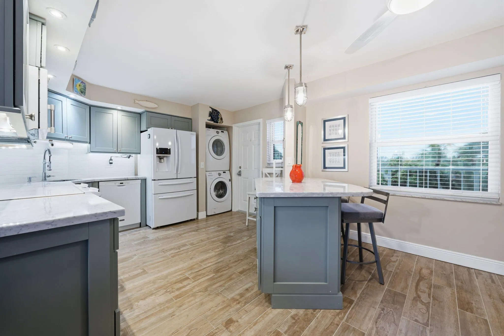 1 Harbourside Drive #1403