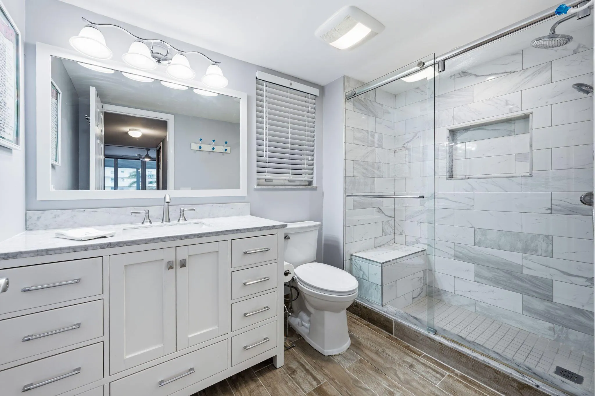 1 Harbourside Drive #1403