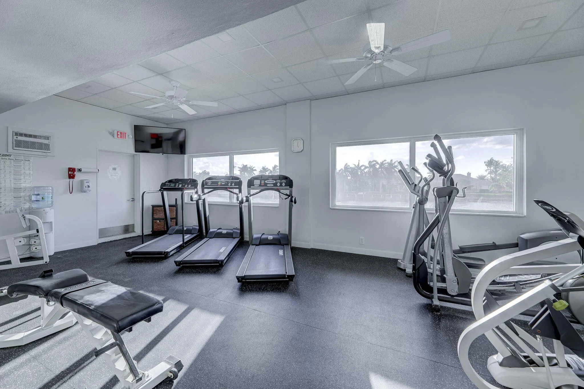 1050 HILLSBORO MILE #702W