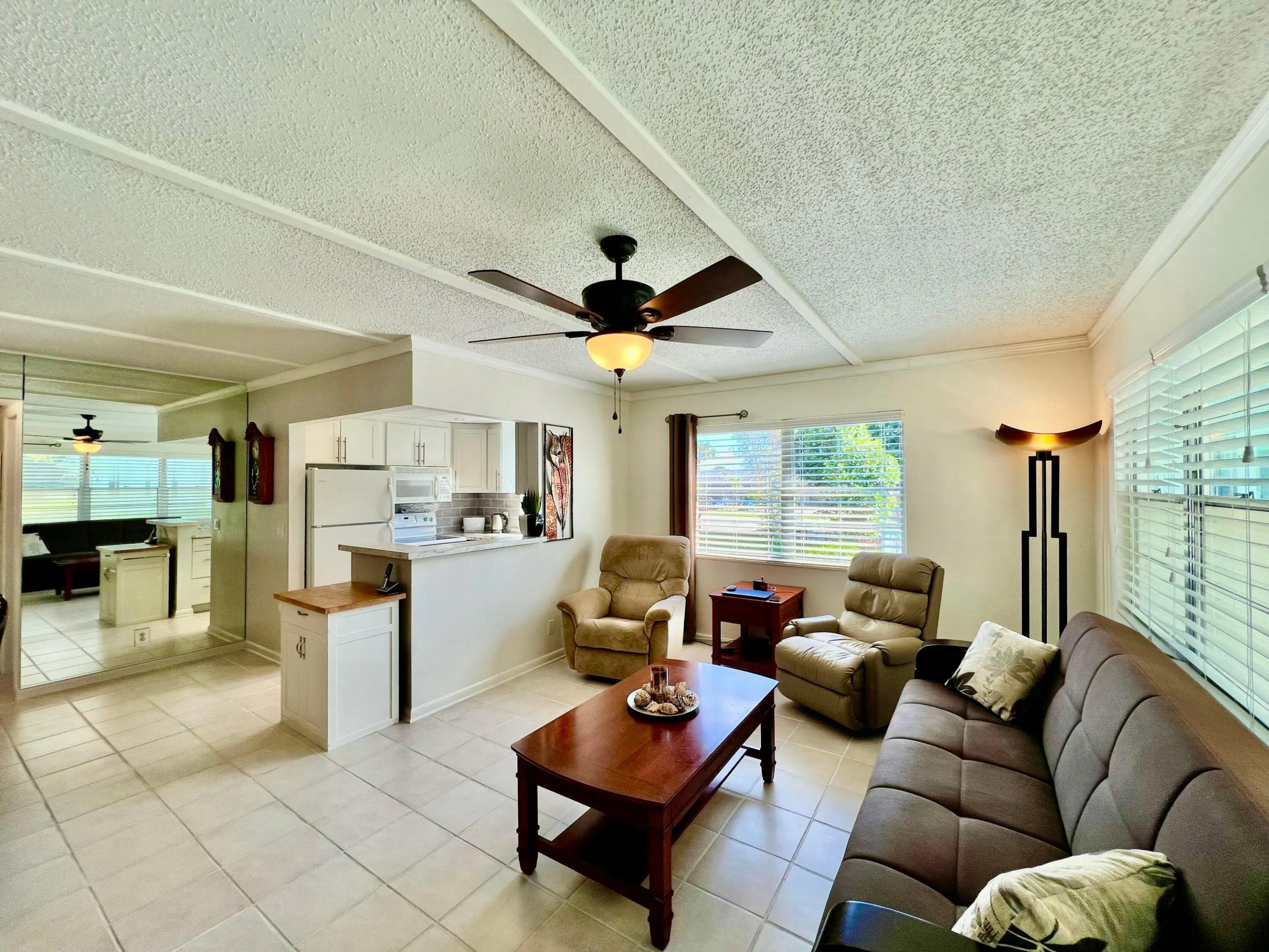 225 WESTBURY L Circle #225