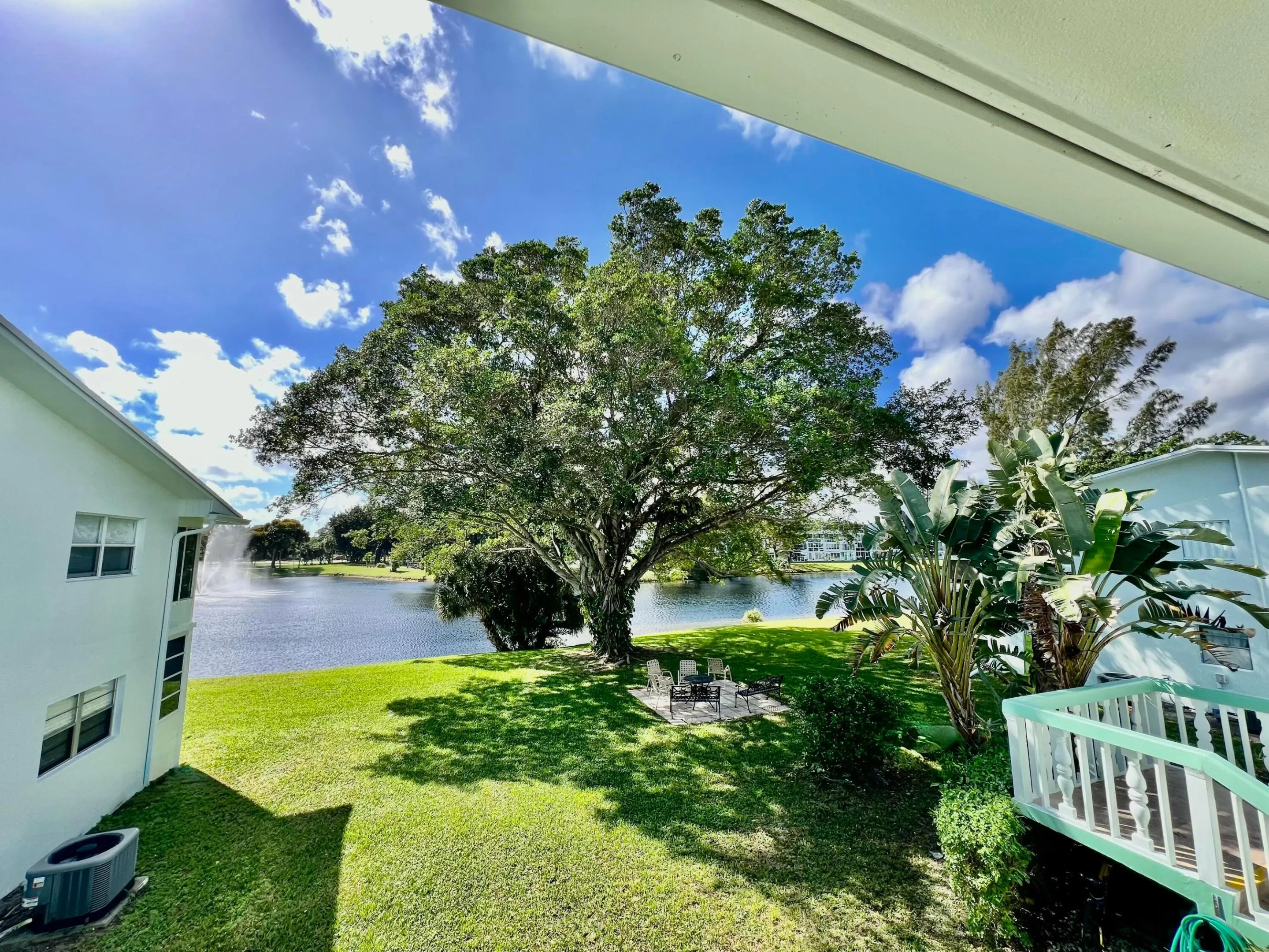 225 WESTBURY L Circle #225
