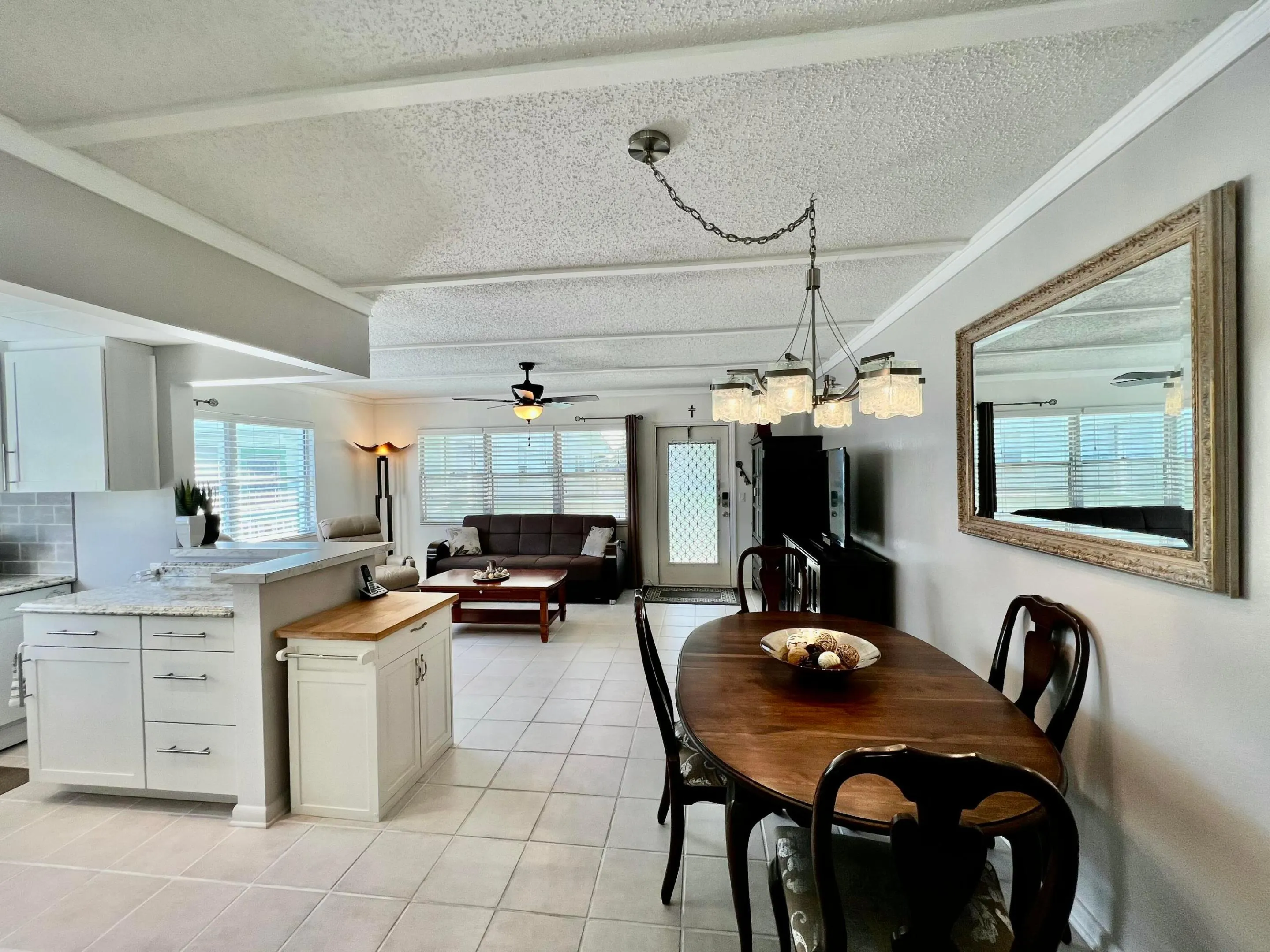 225 WESTBURY L Circle #225