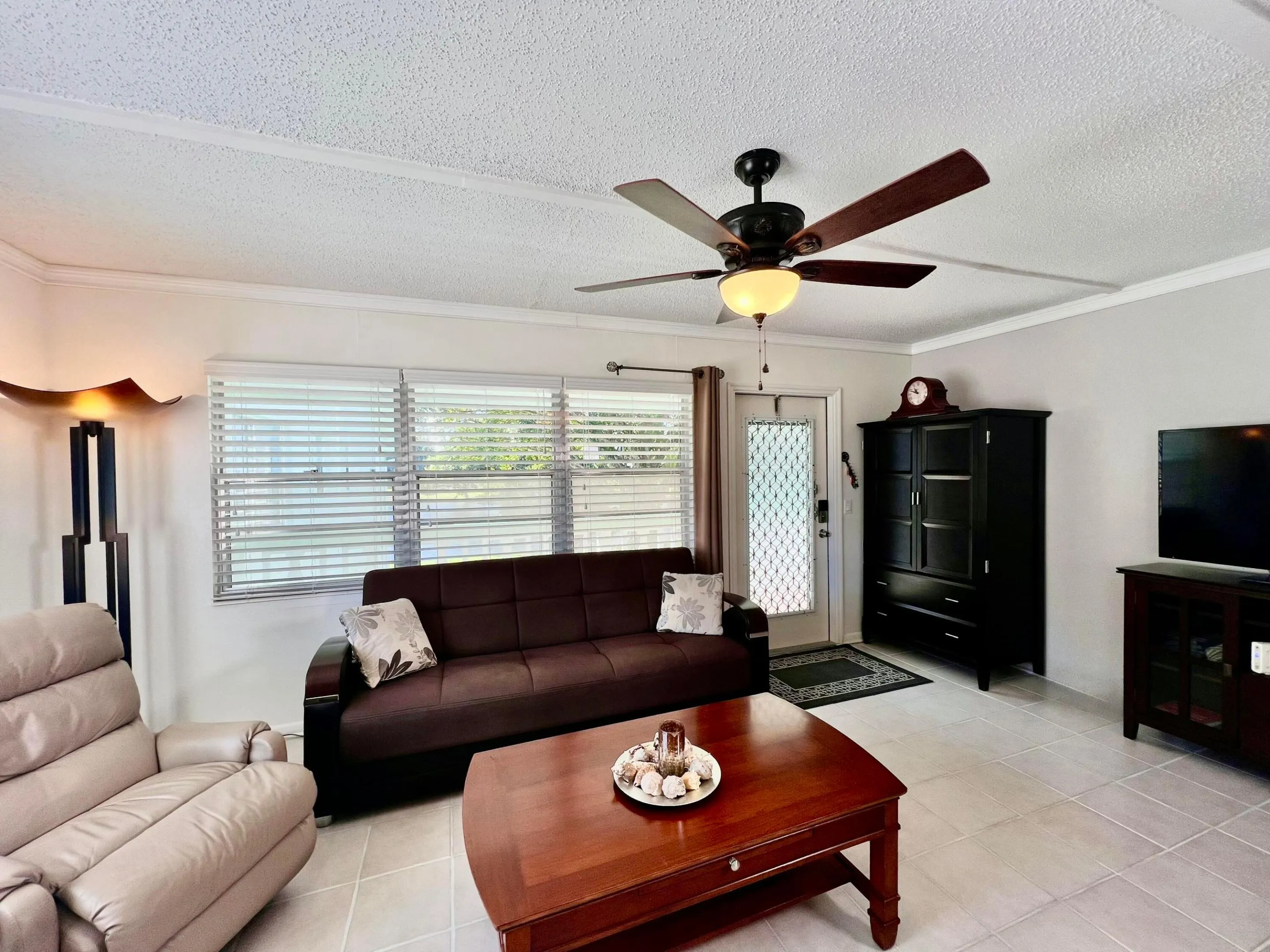 225 WESTBURY L Circle #225