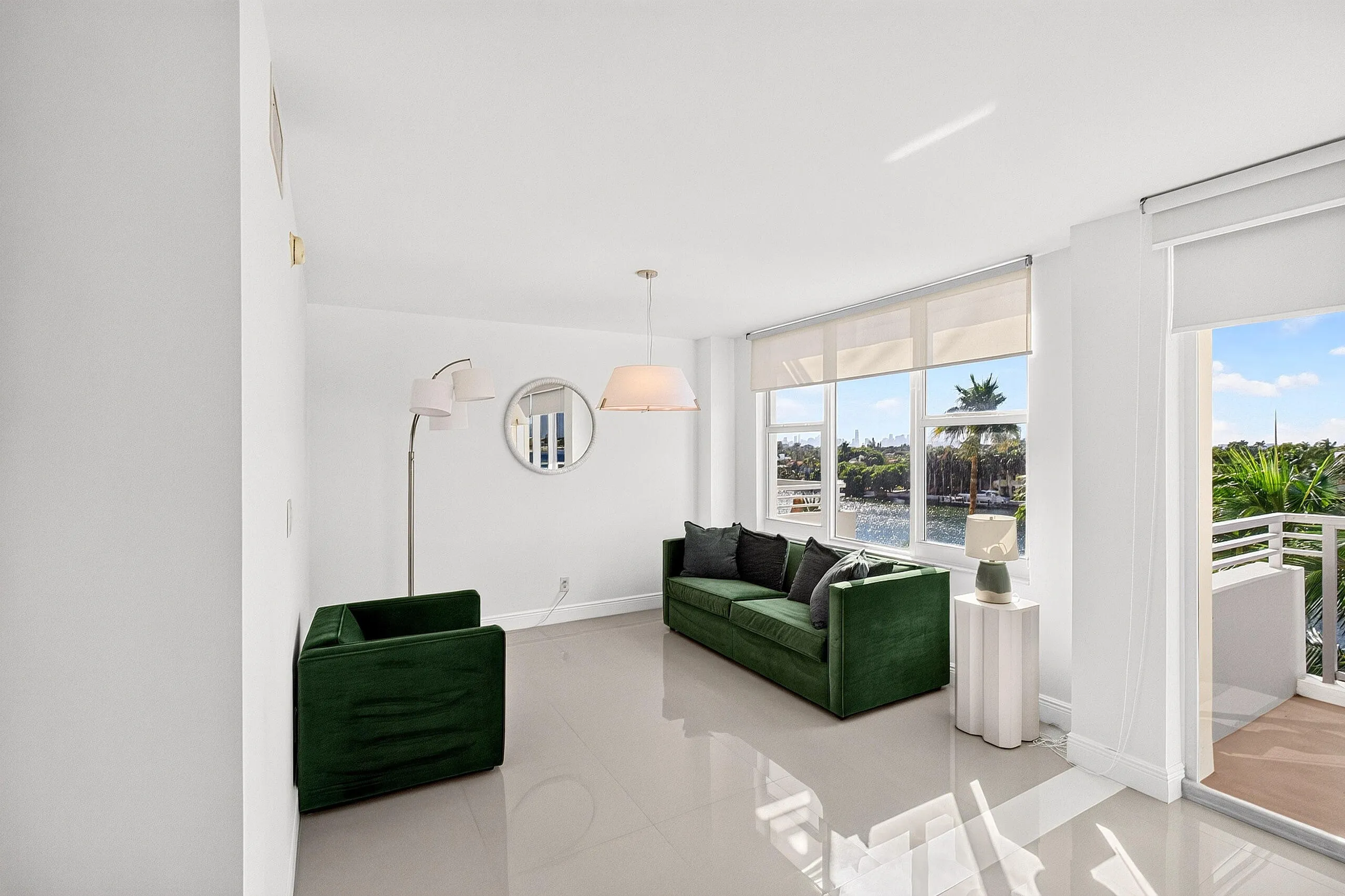 5600 Collins Avenue #6M
