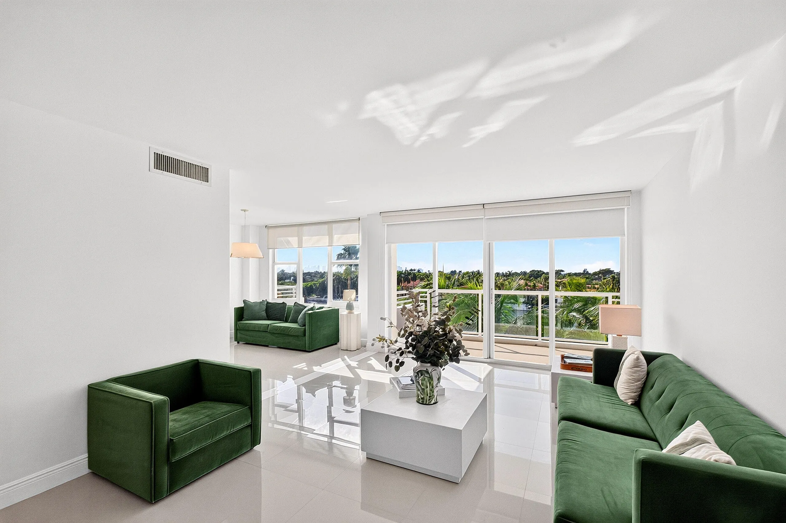 5600 Collins Avenue #6M