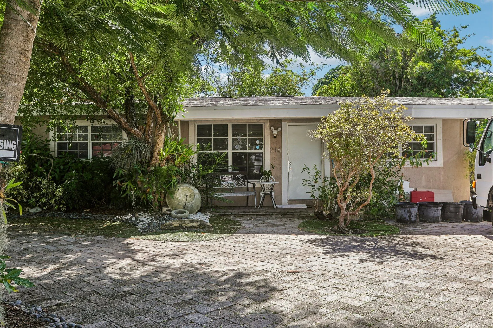 216 NE 26TH Court