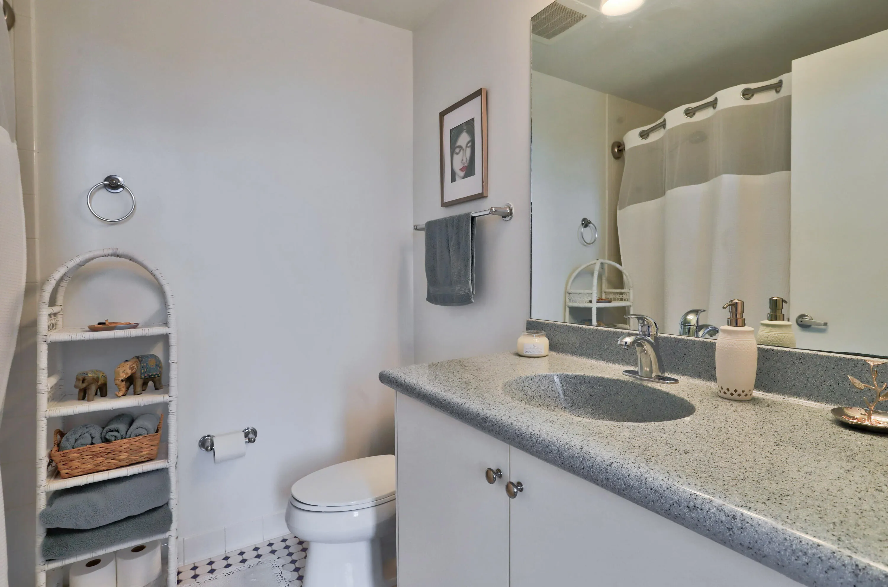 180 NE 4th Avenue #309