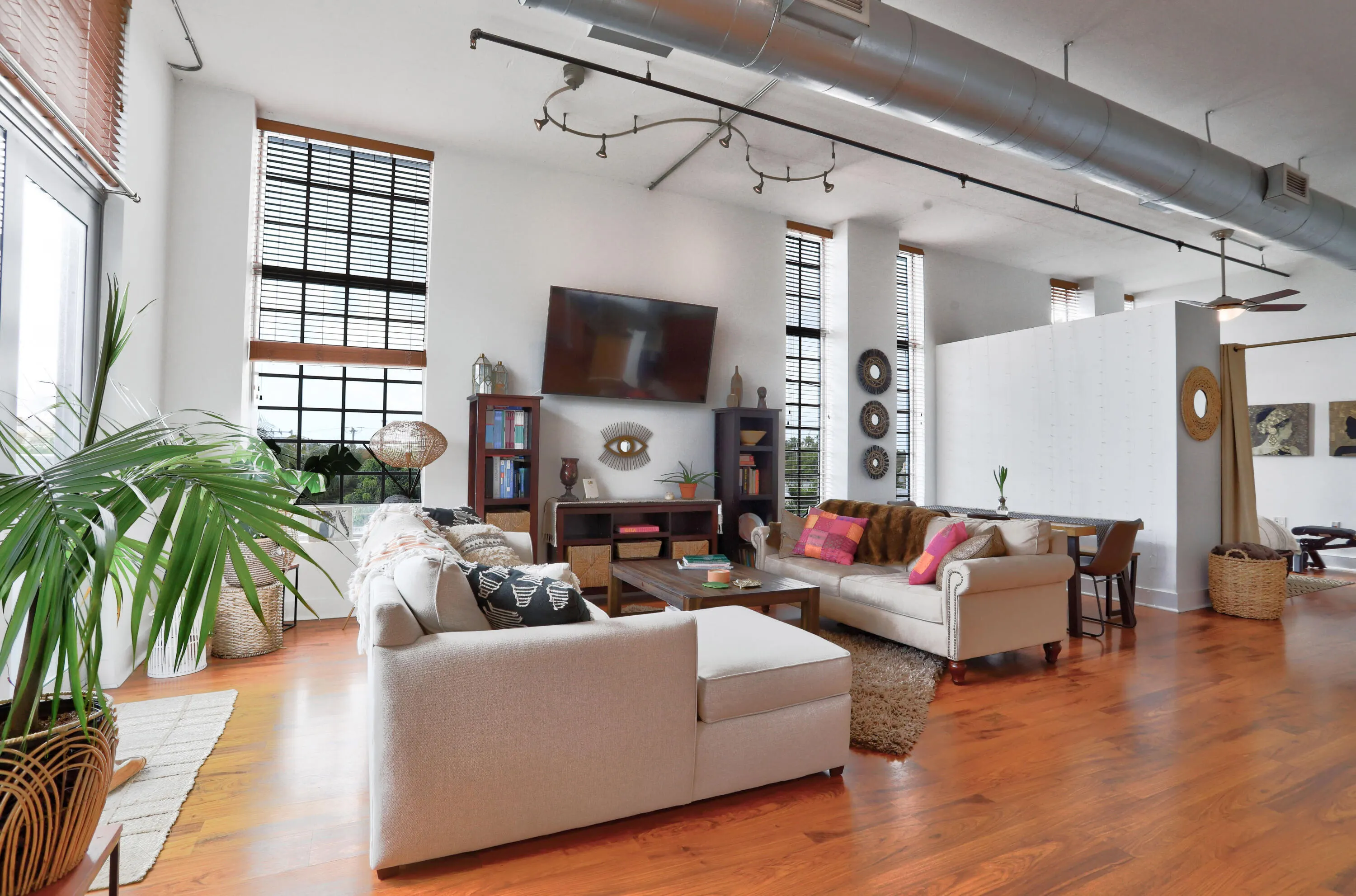 180 NE 4th Avenue #309