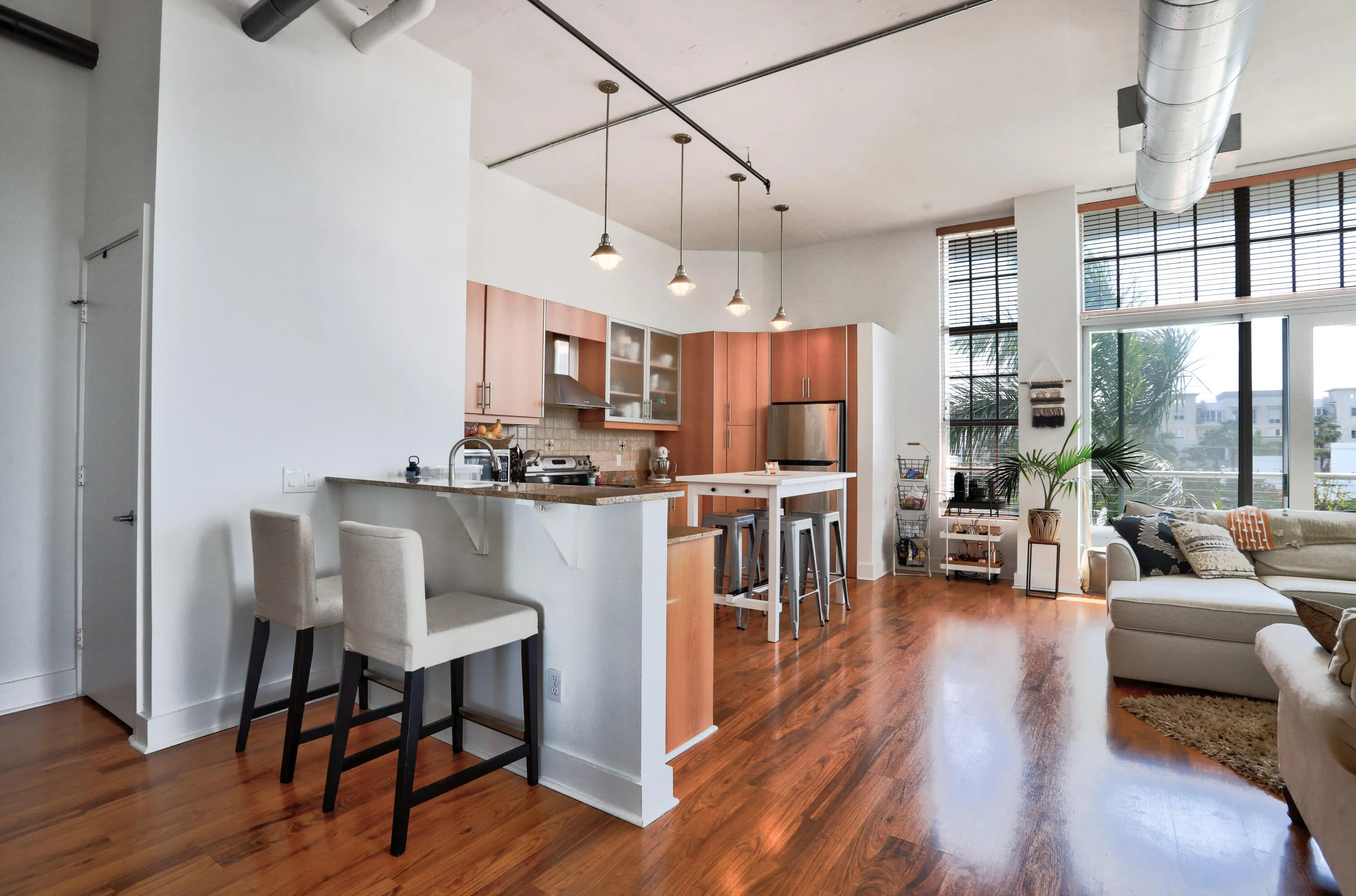 180 NE 4th Avenue #309
