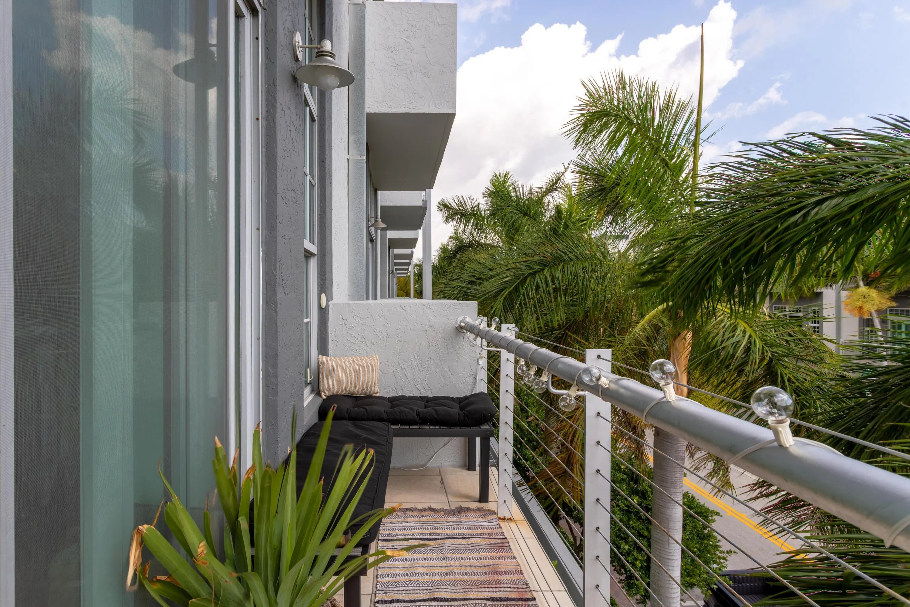 180 NE 4th Avenue #309