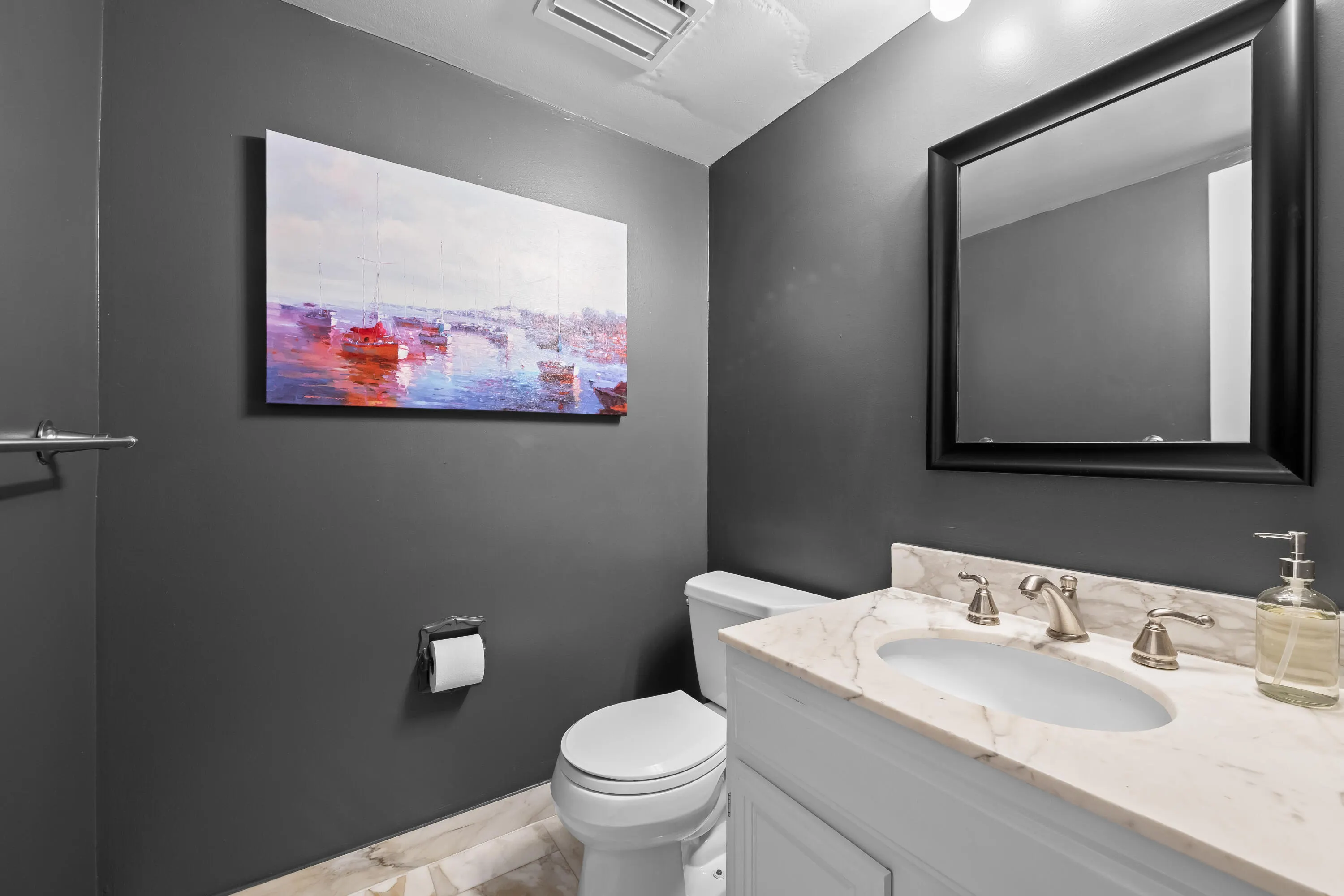 859 Jeffery Street #1090