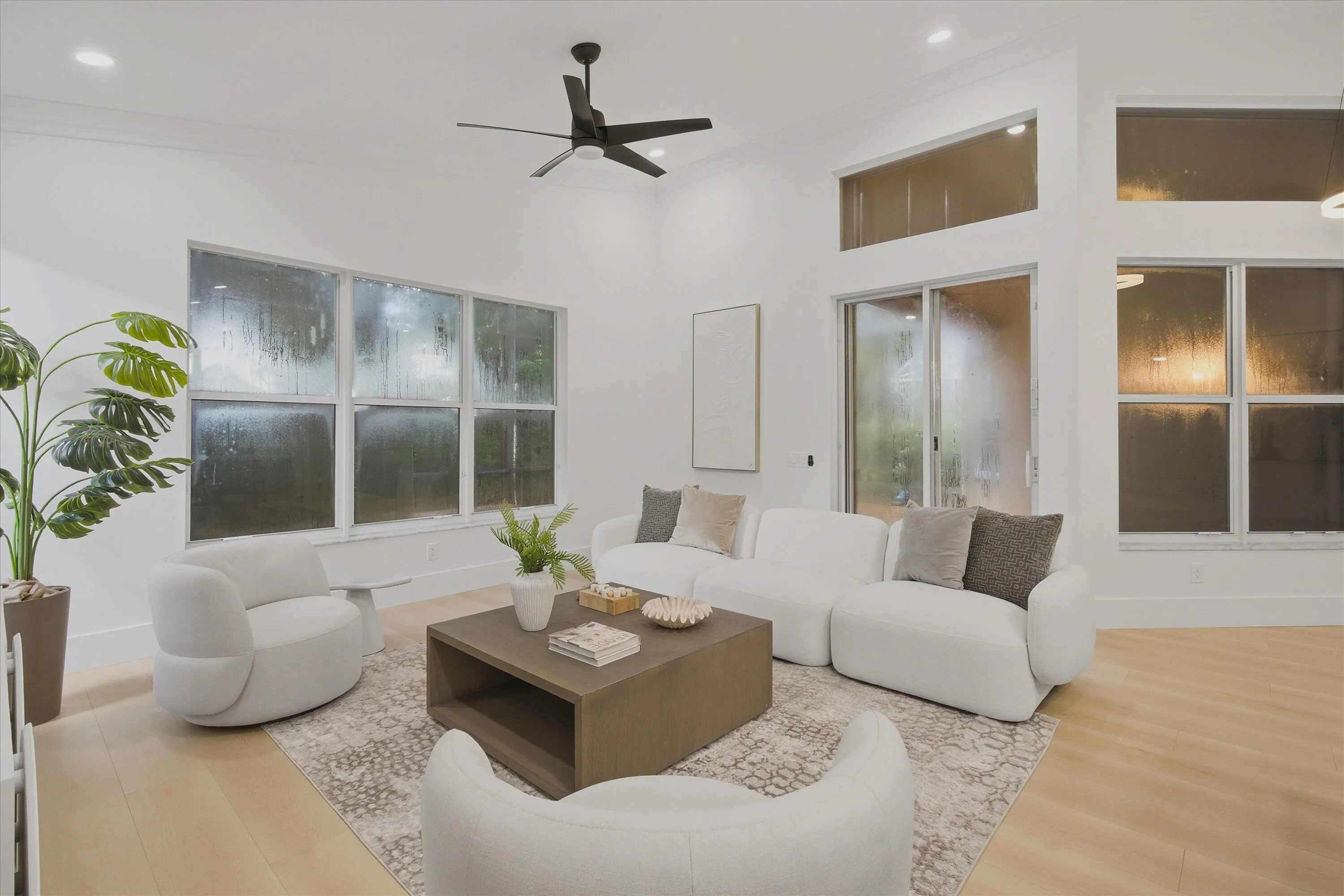 13106 ALHAMBRA LAKE Circle