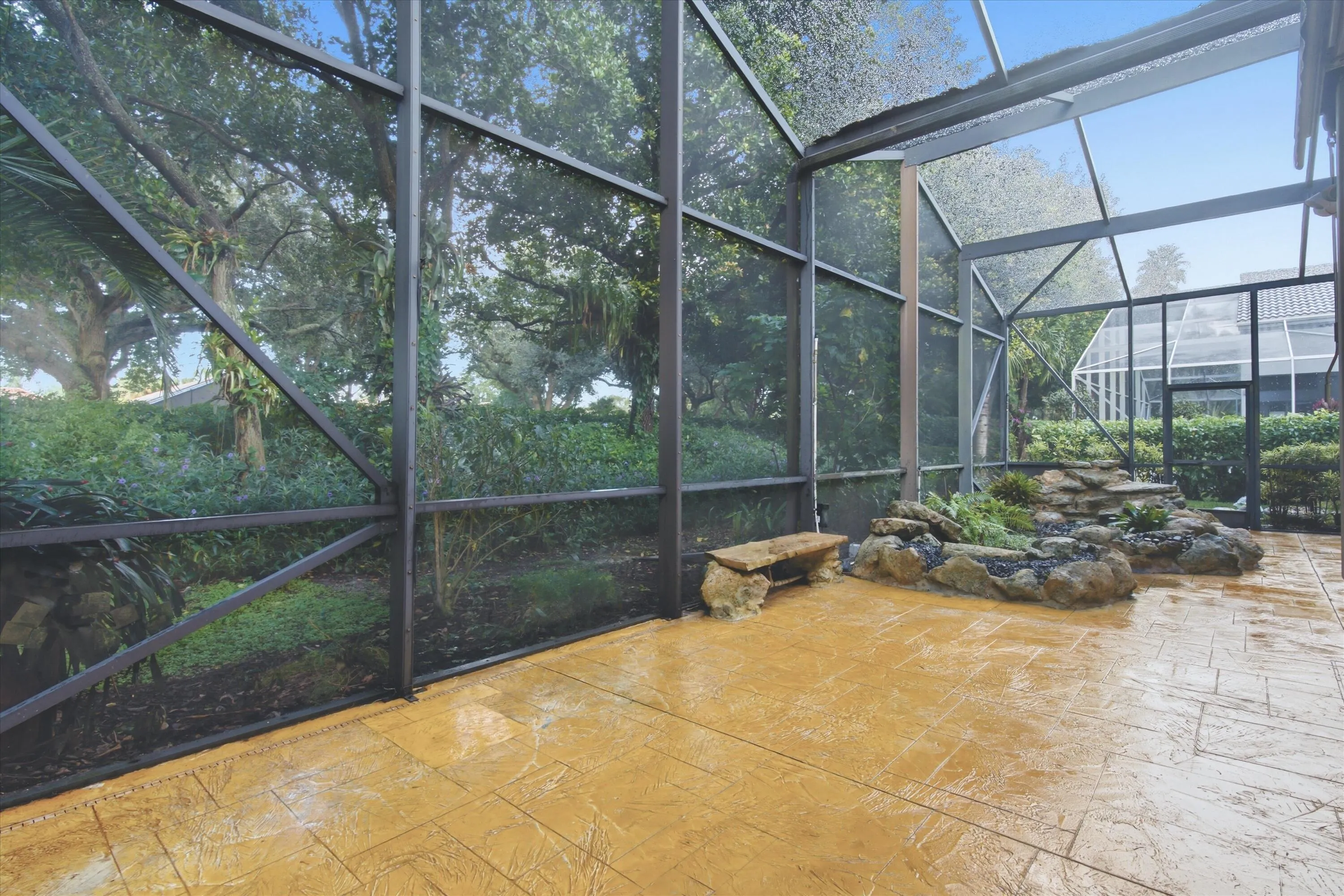 13106 ALHAMBRA LAKE Circle