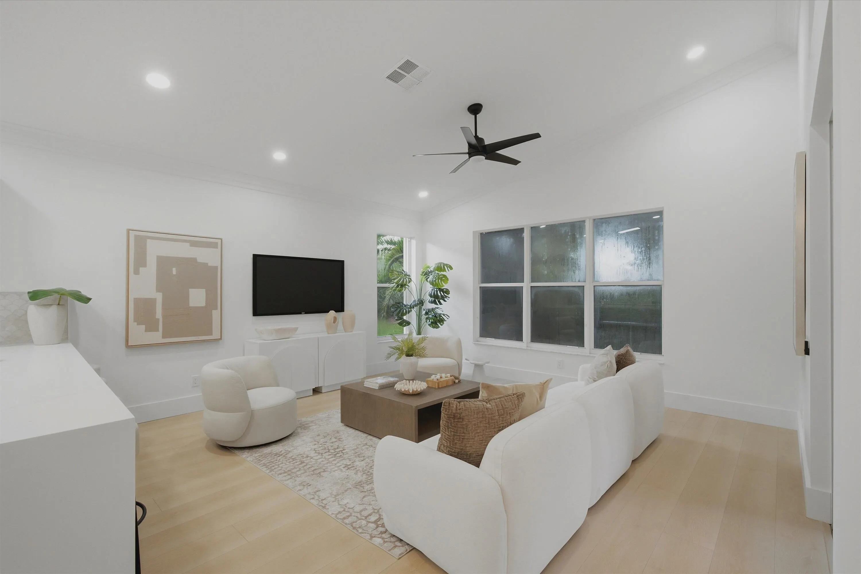13106 ALHAMBRA LAKE Circle