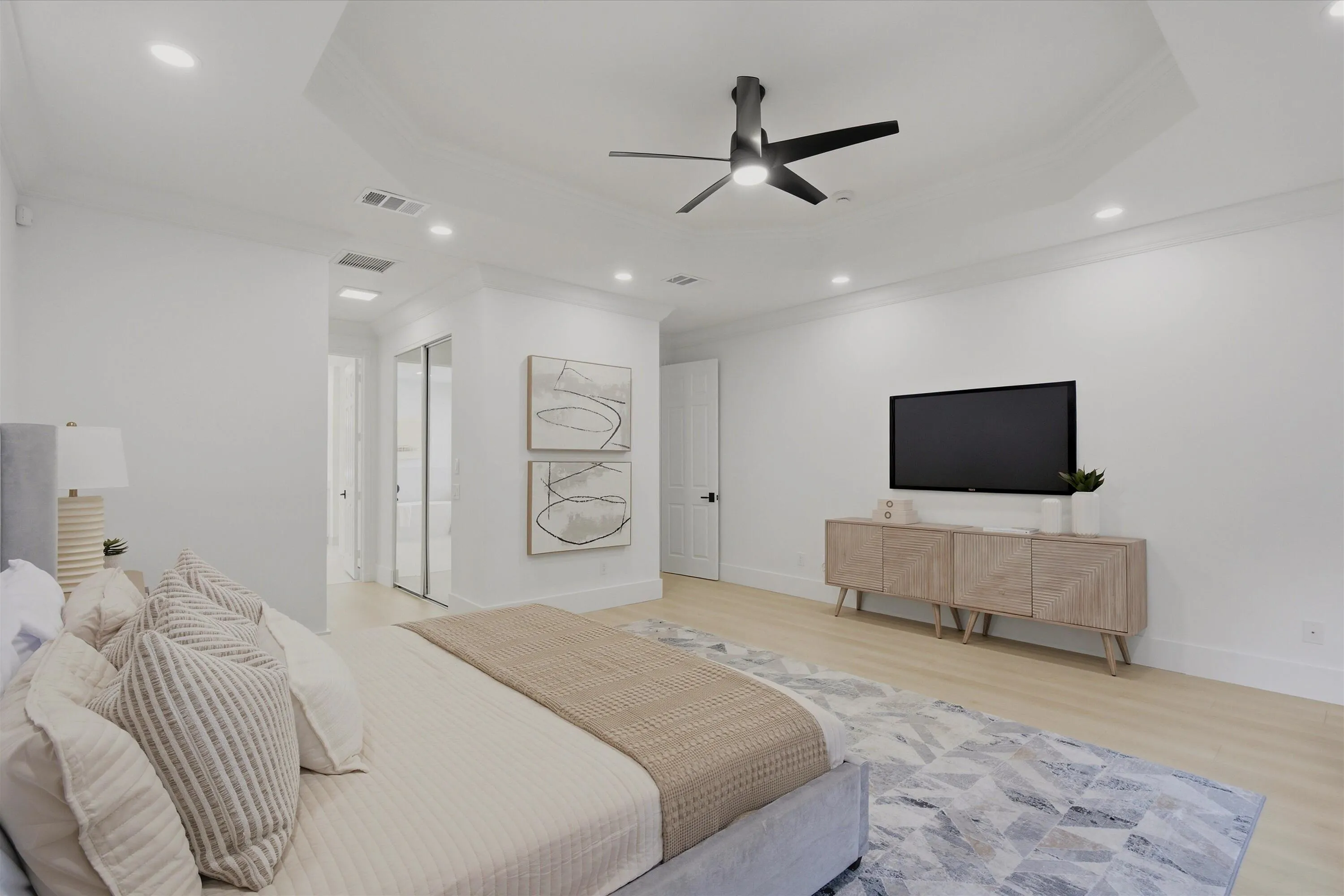 13106 ALHAMBRA LAKE Circle