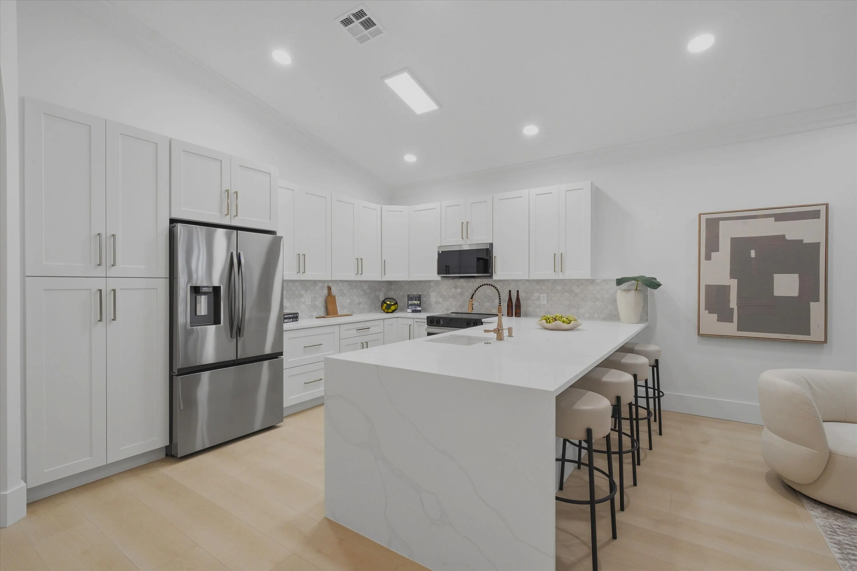 13106 ALHAMBRA LAKE Circle