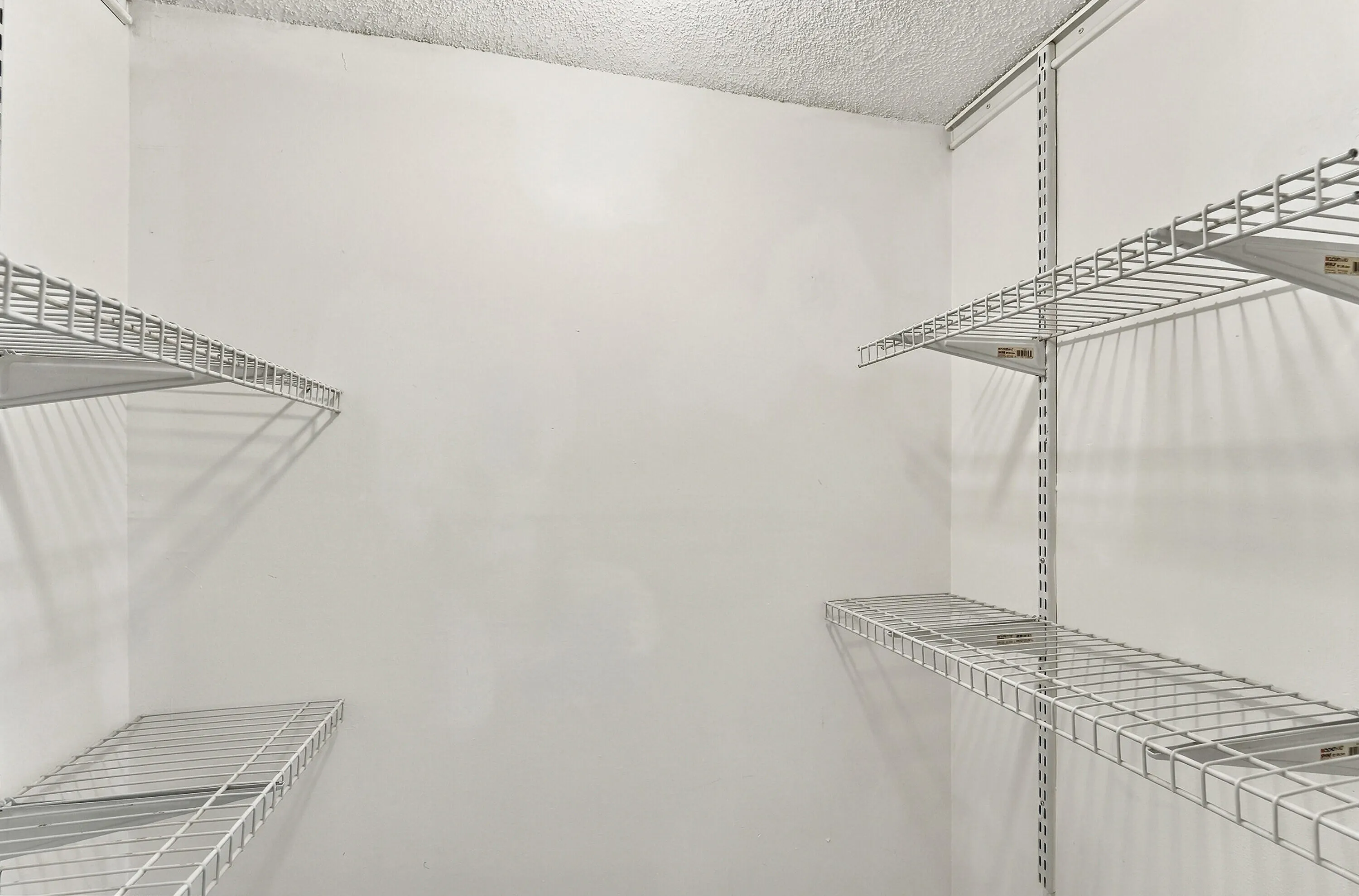 2907 NE 8TH Terrace #201