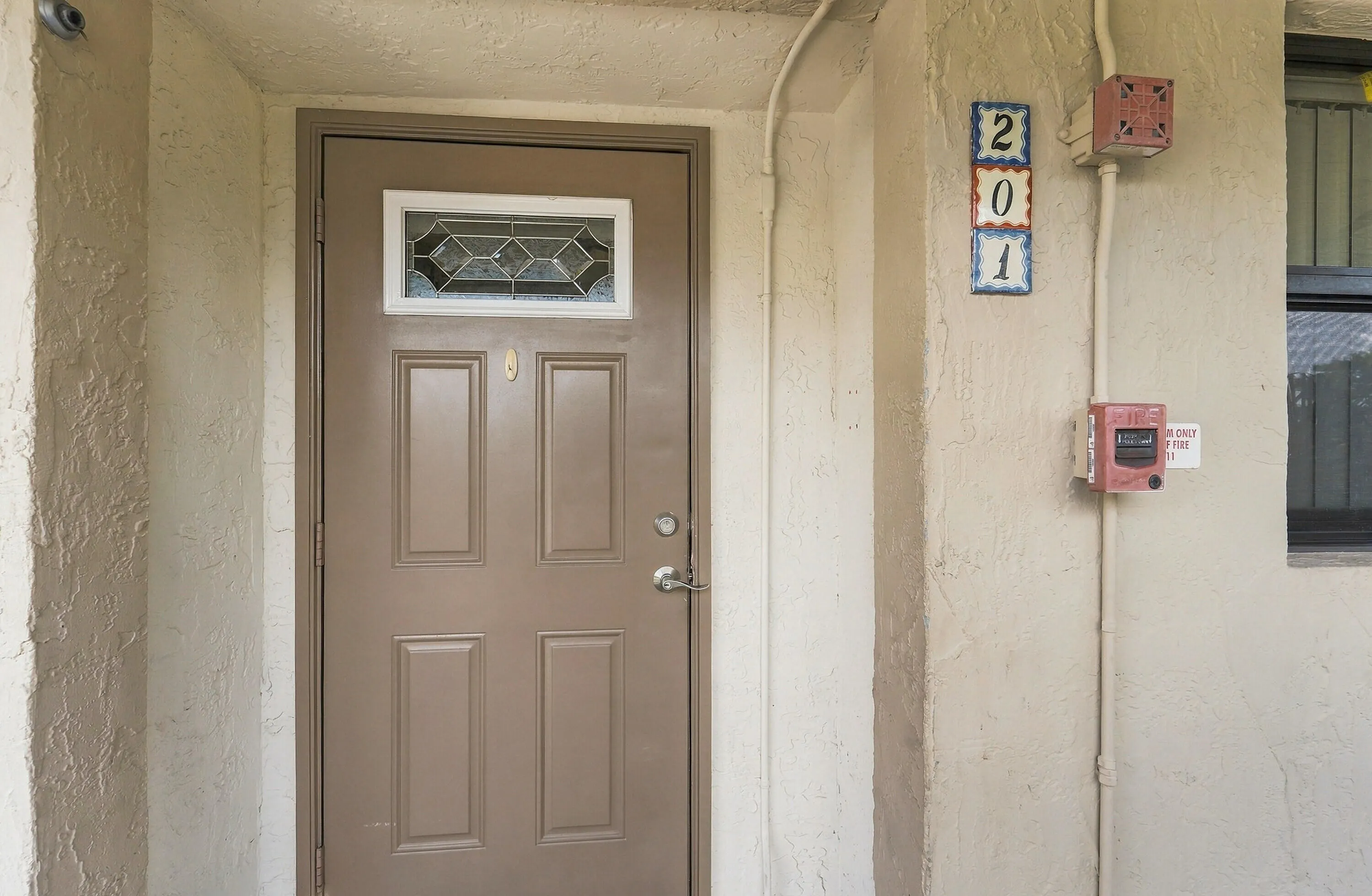 2907 NE 8TH Terrace #201