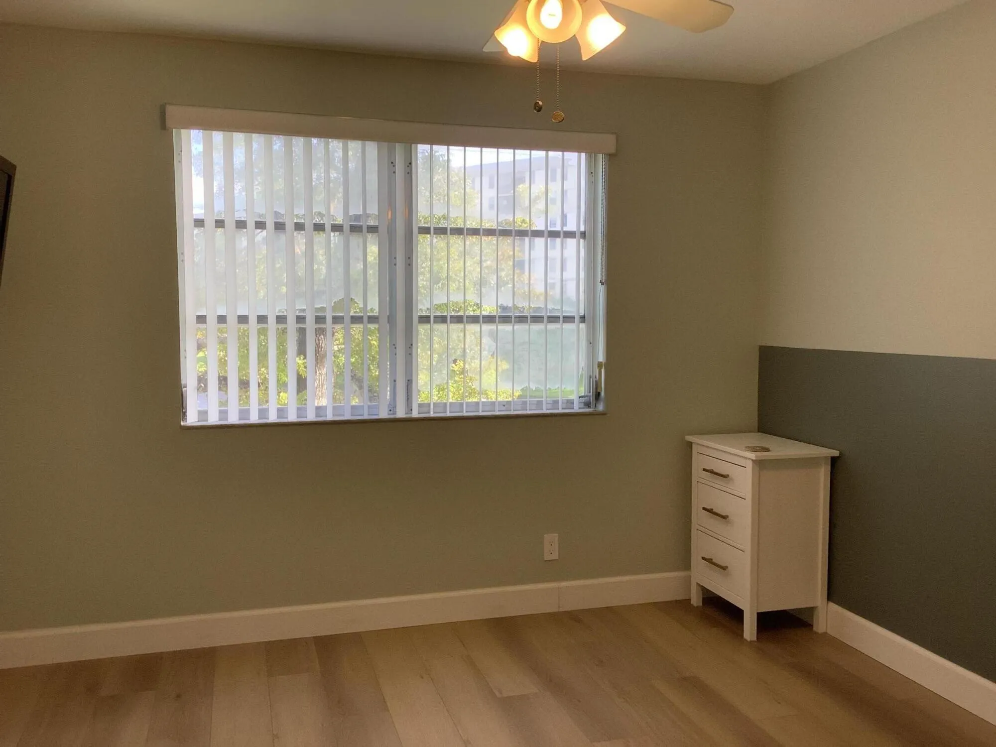 2228 N CYPRESS BEND Drive #307