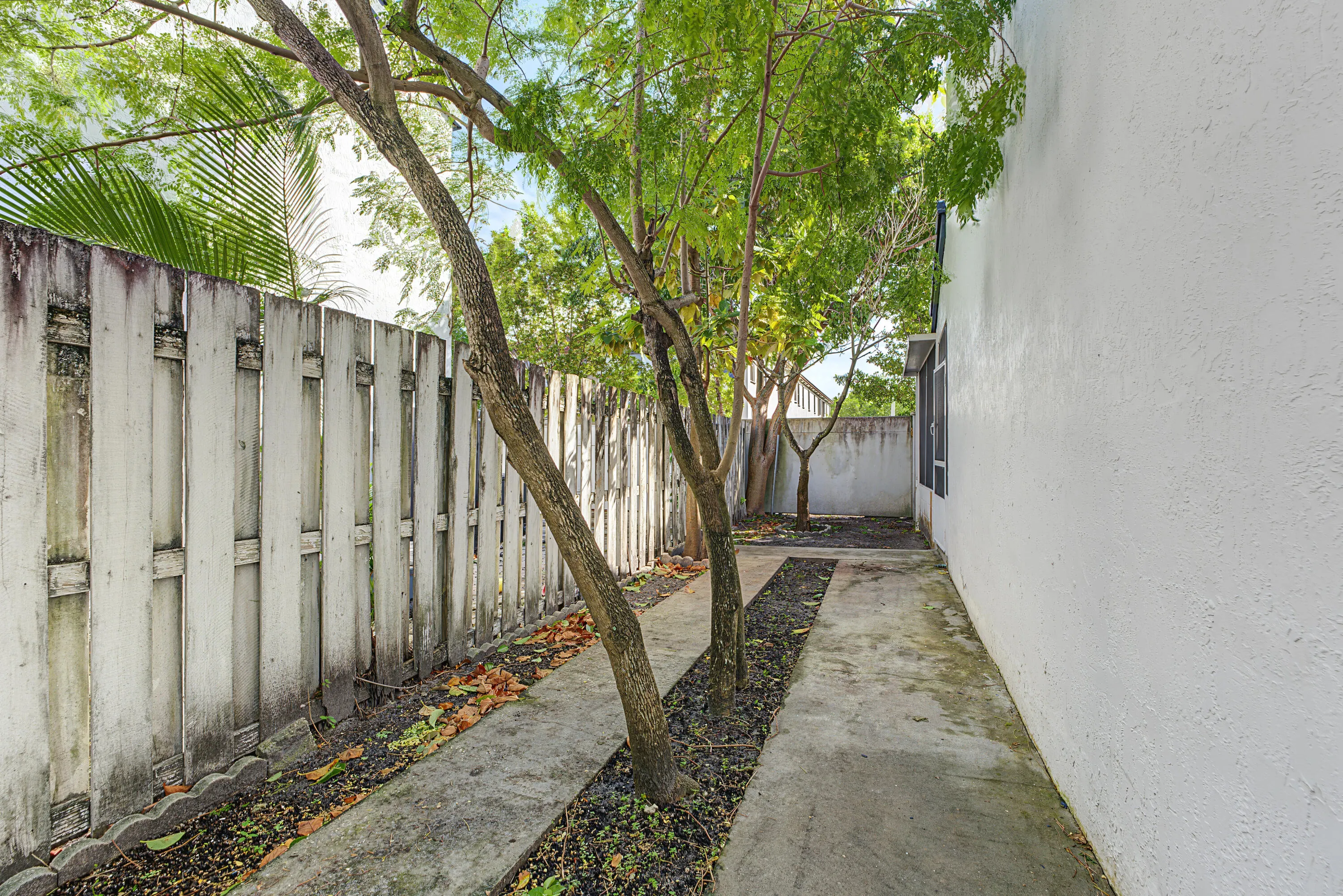 21109 NE 3RD Court
