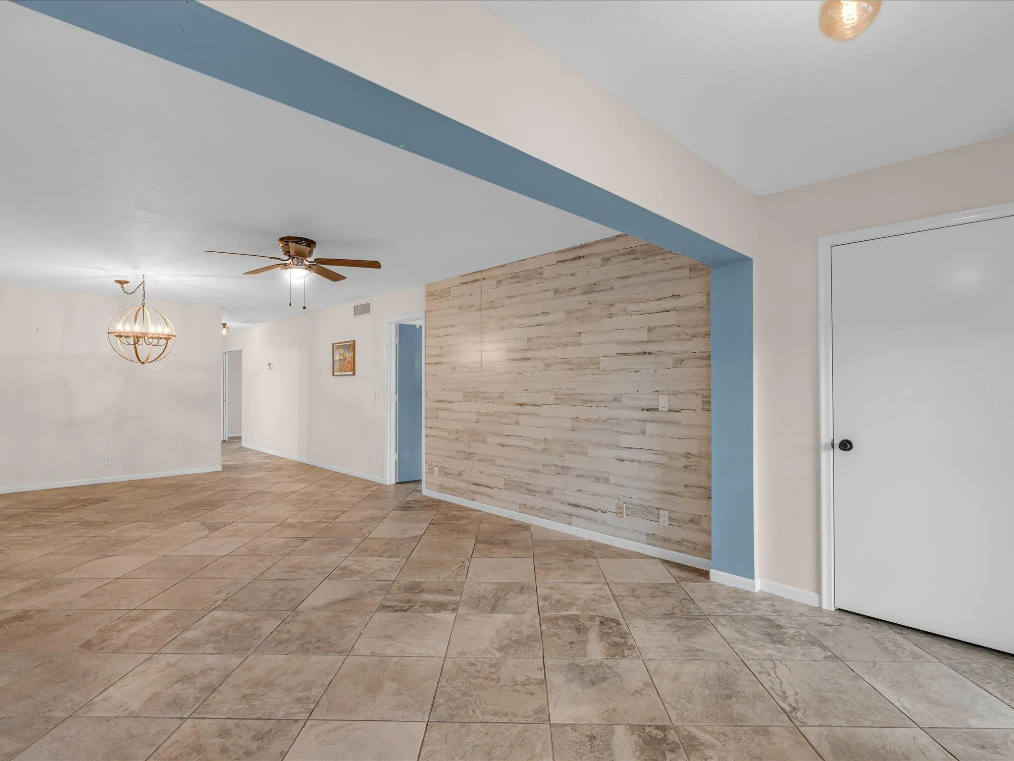 1151 CALAMONDIN Terrace #103
