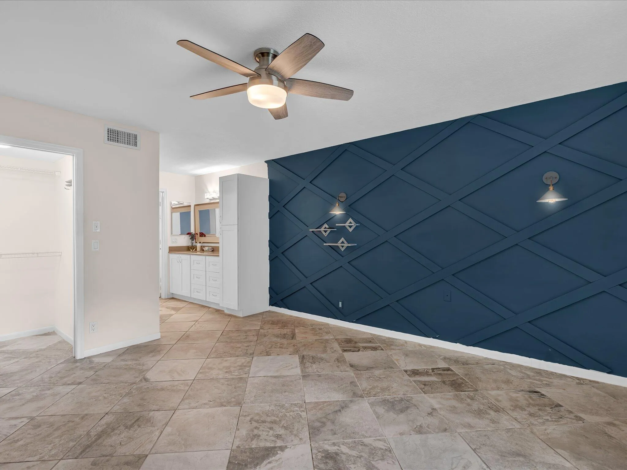 1151 CALAMONDIN Terrace #103