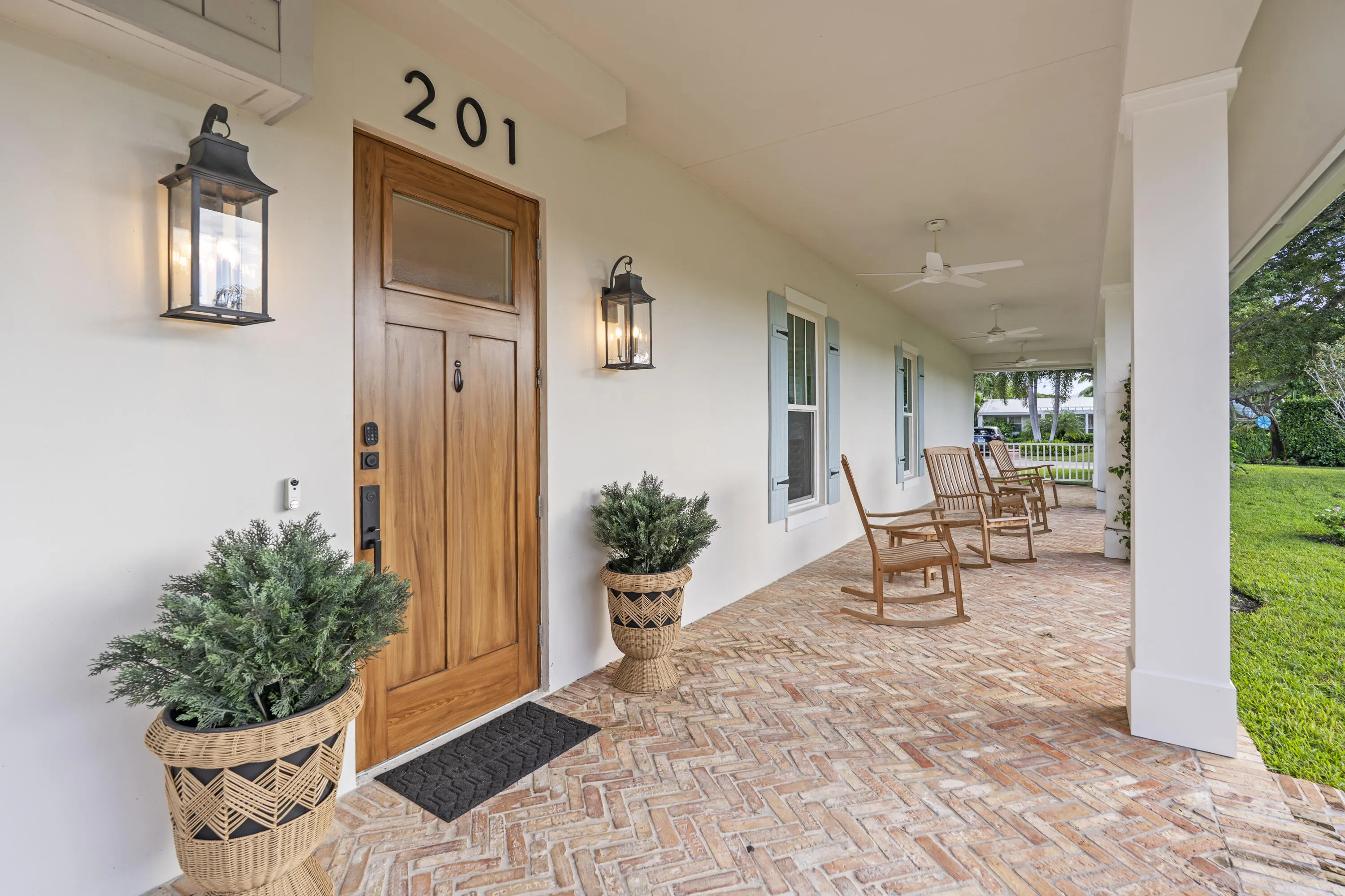 201 NW 17TH Street