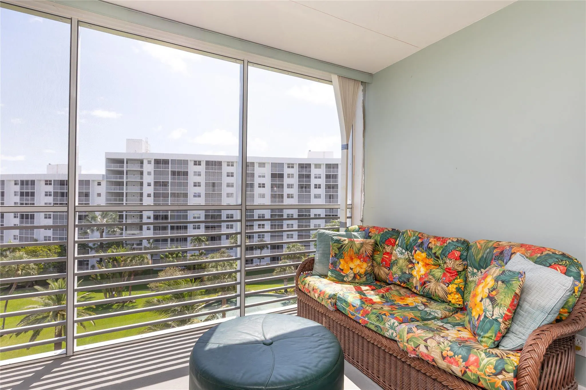 2731 NE 14th Street Causeway #710