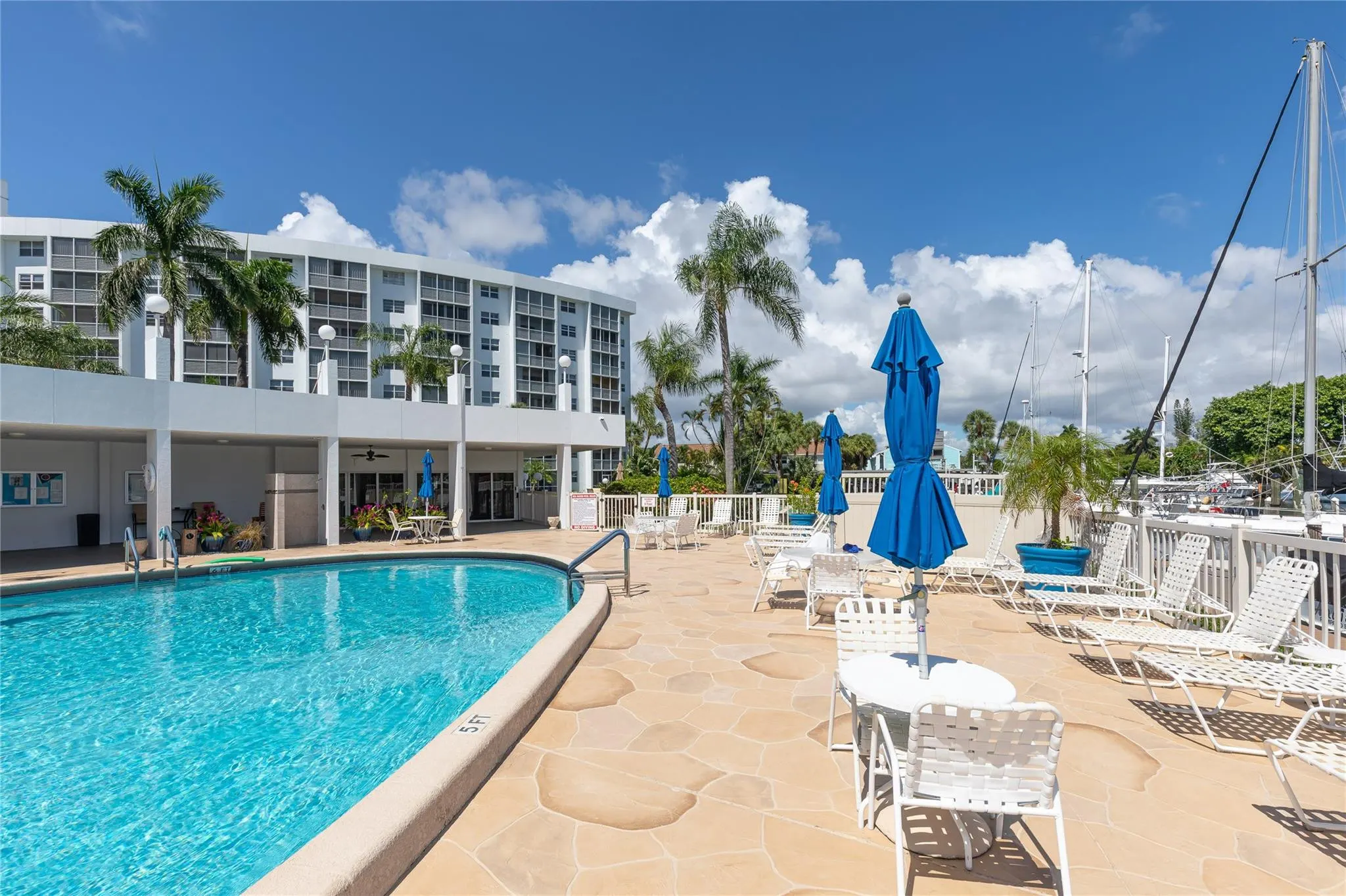 2731 NE 14th Street Causeway #710