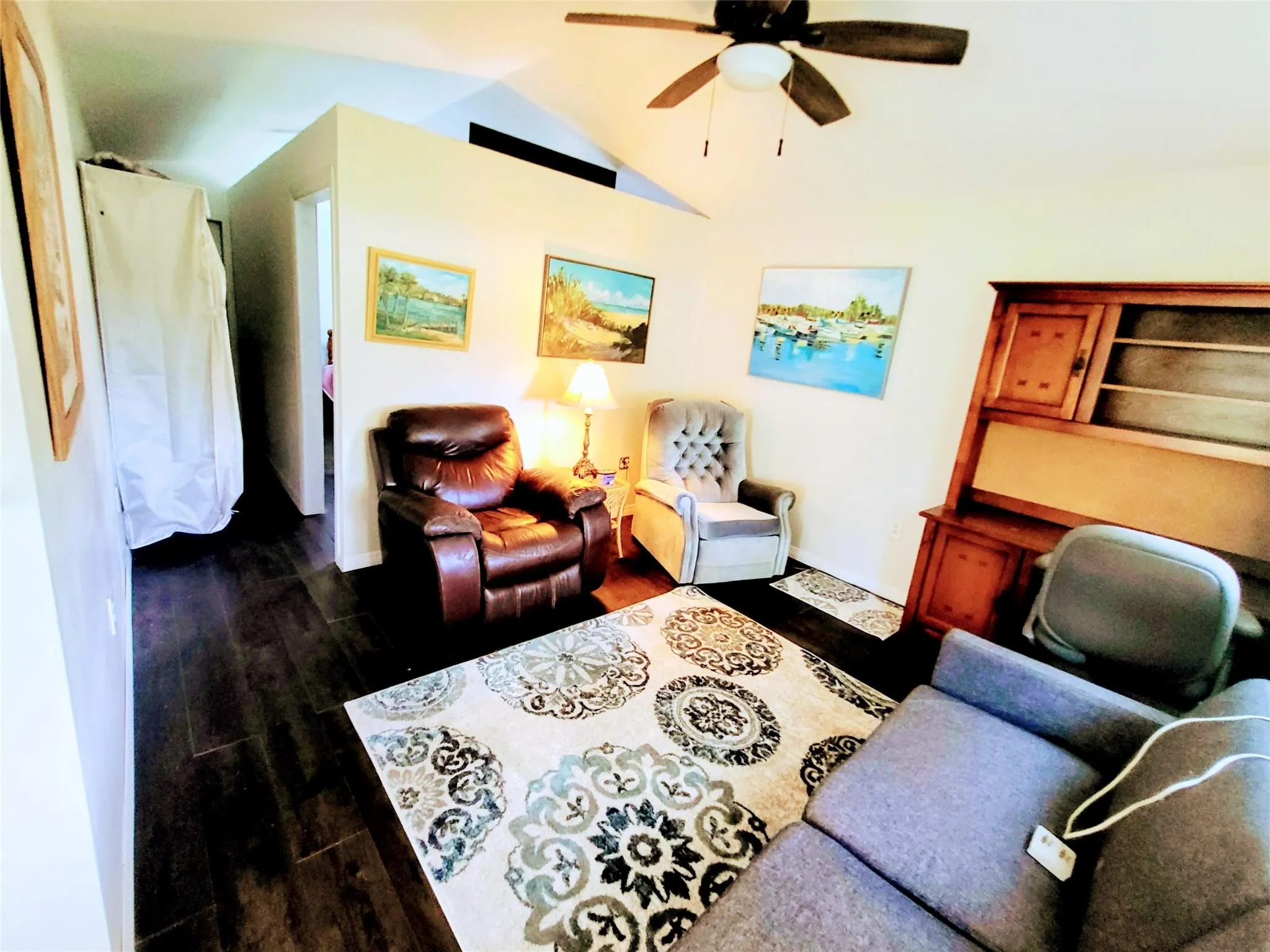 1048 Arvin Lane