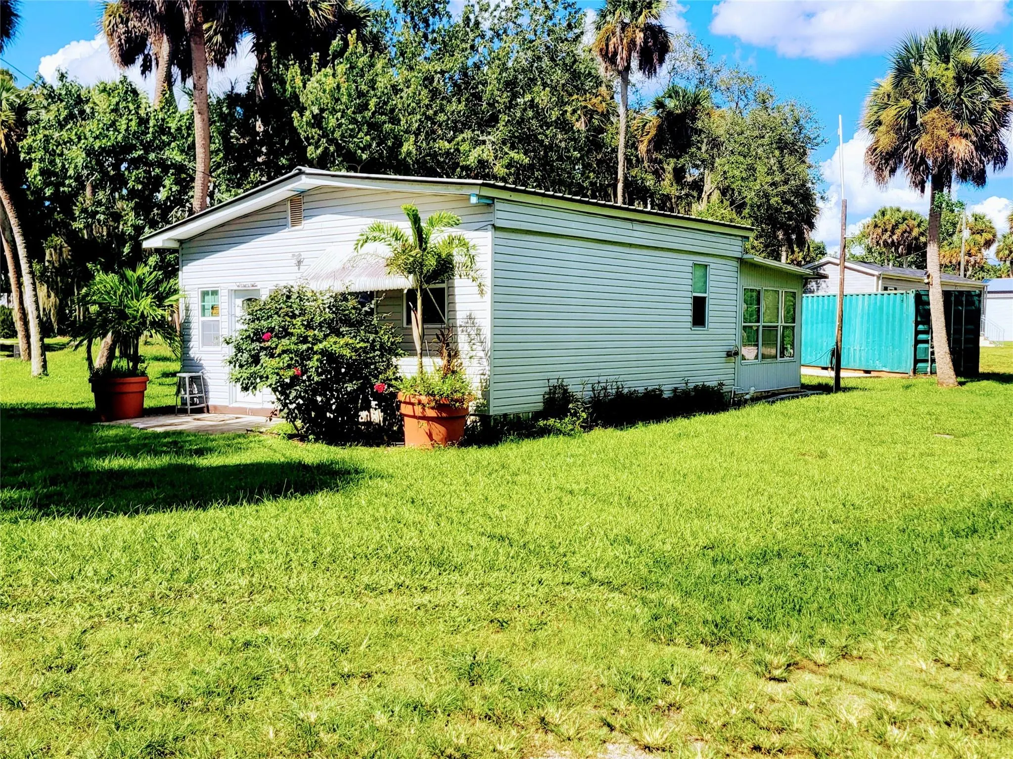 1048 Arvin Lane