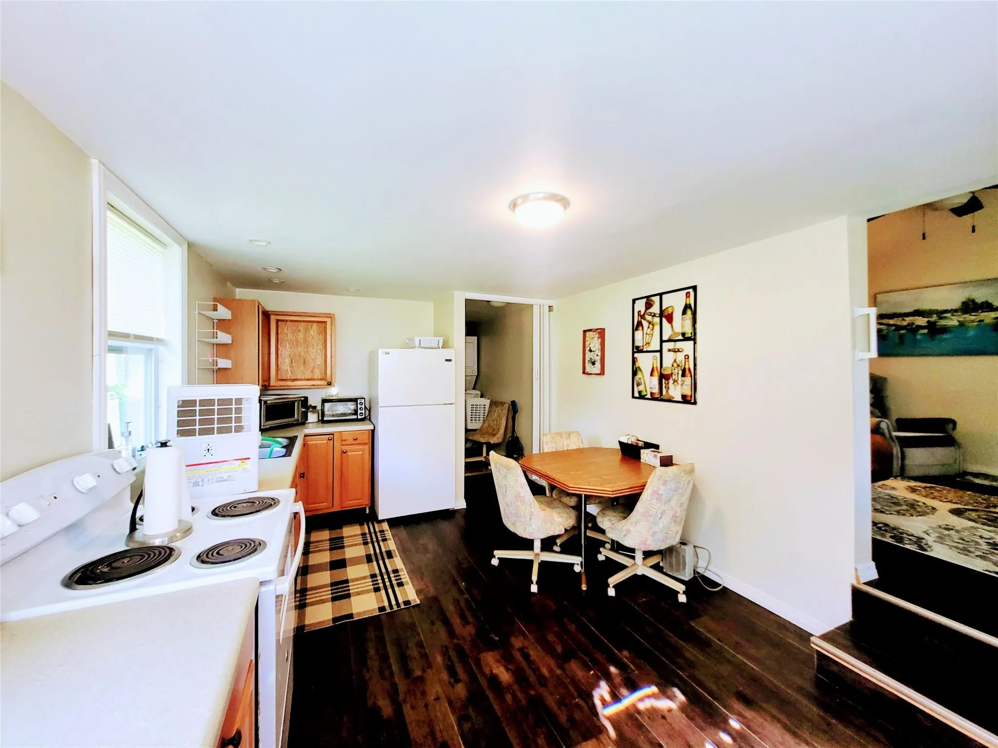 1048 Arvin Lane