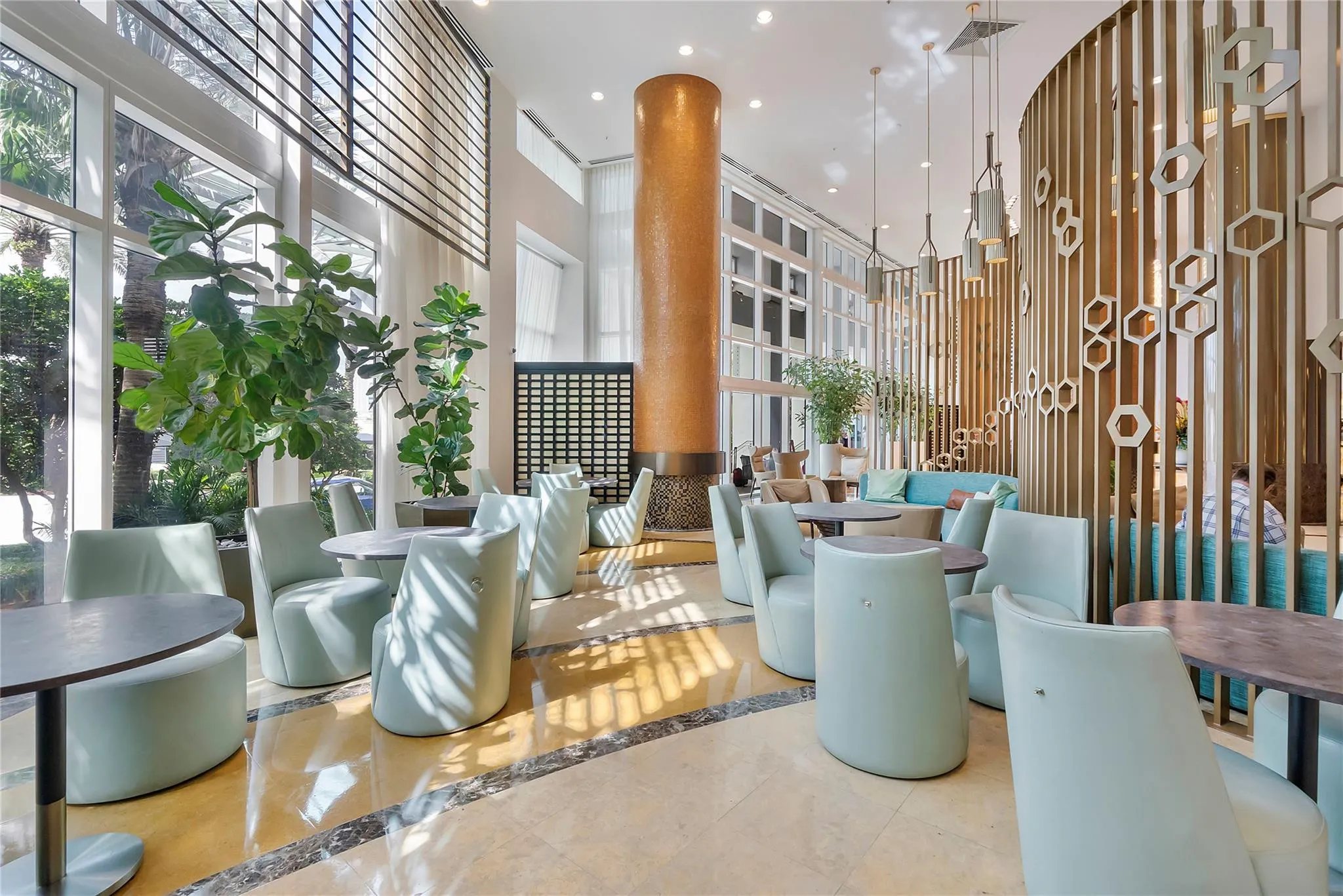 18001 Collins Avenue #2806