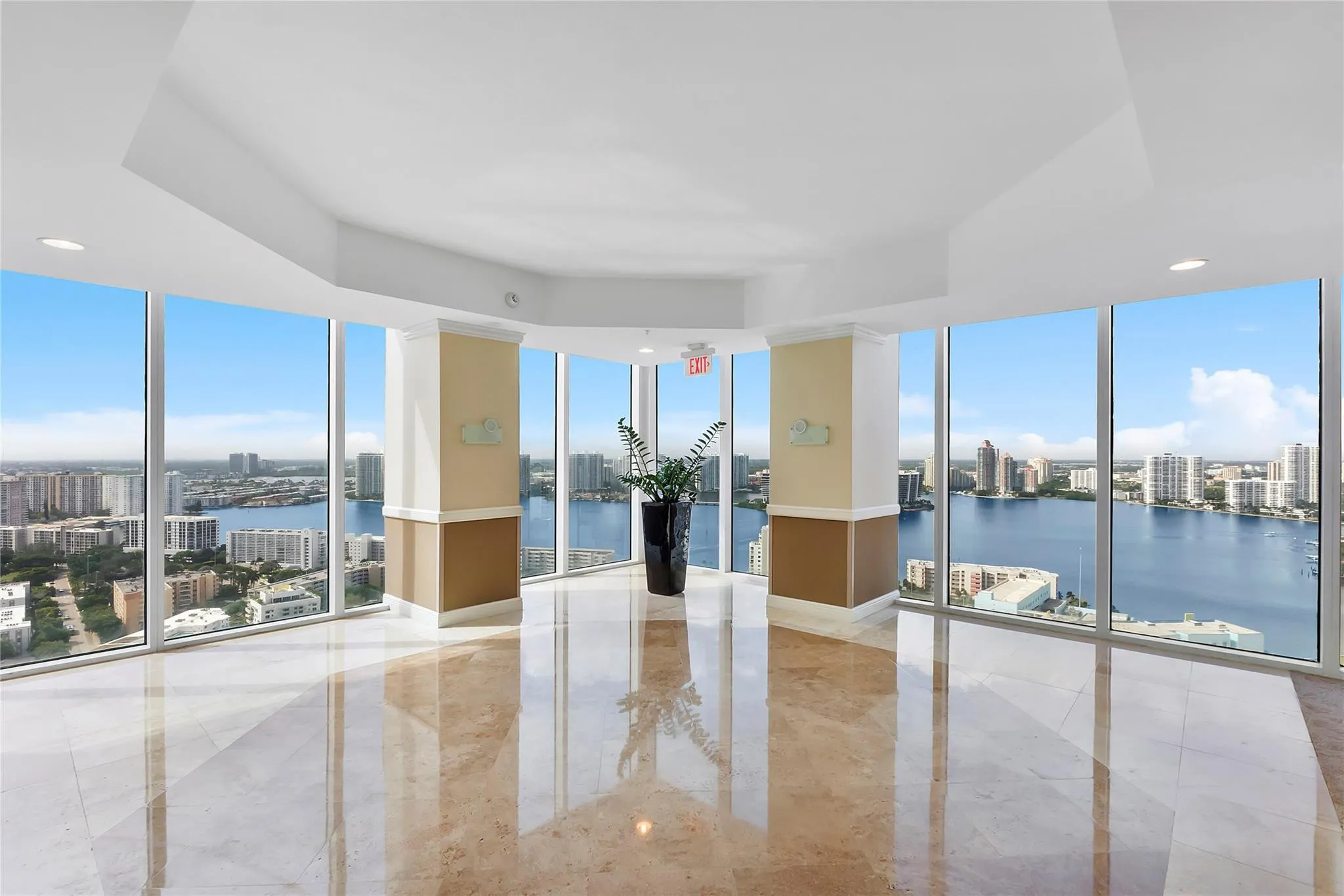 18001 Collins Avenue #2806