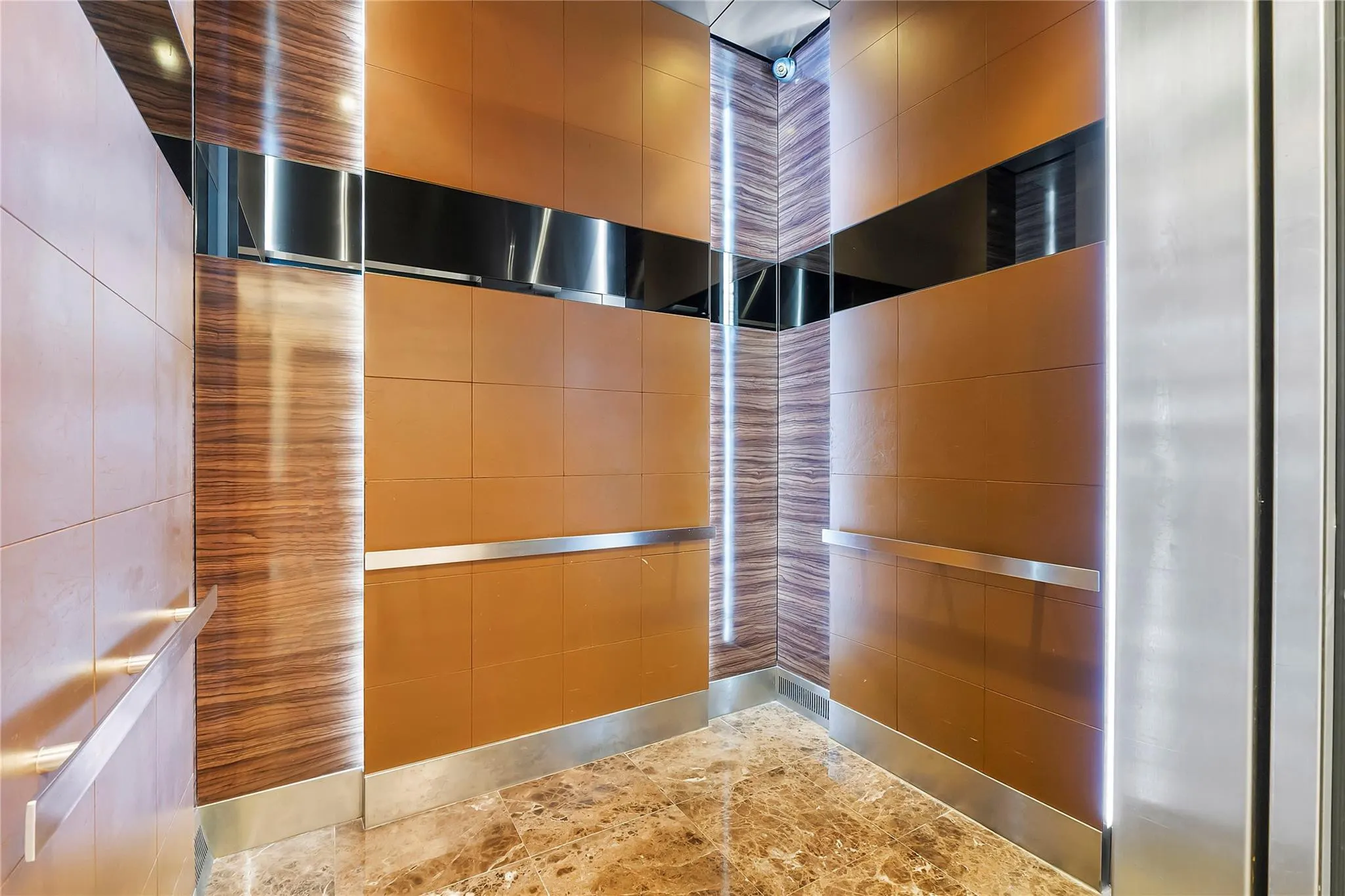 18001 Collins Avenue #2806