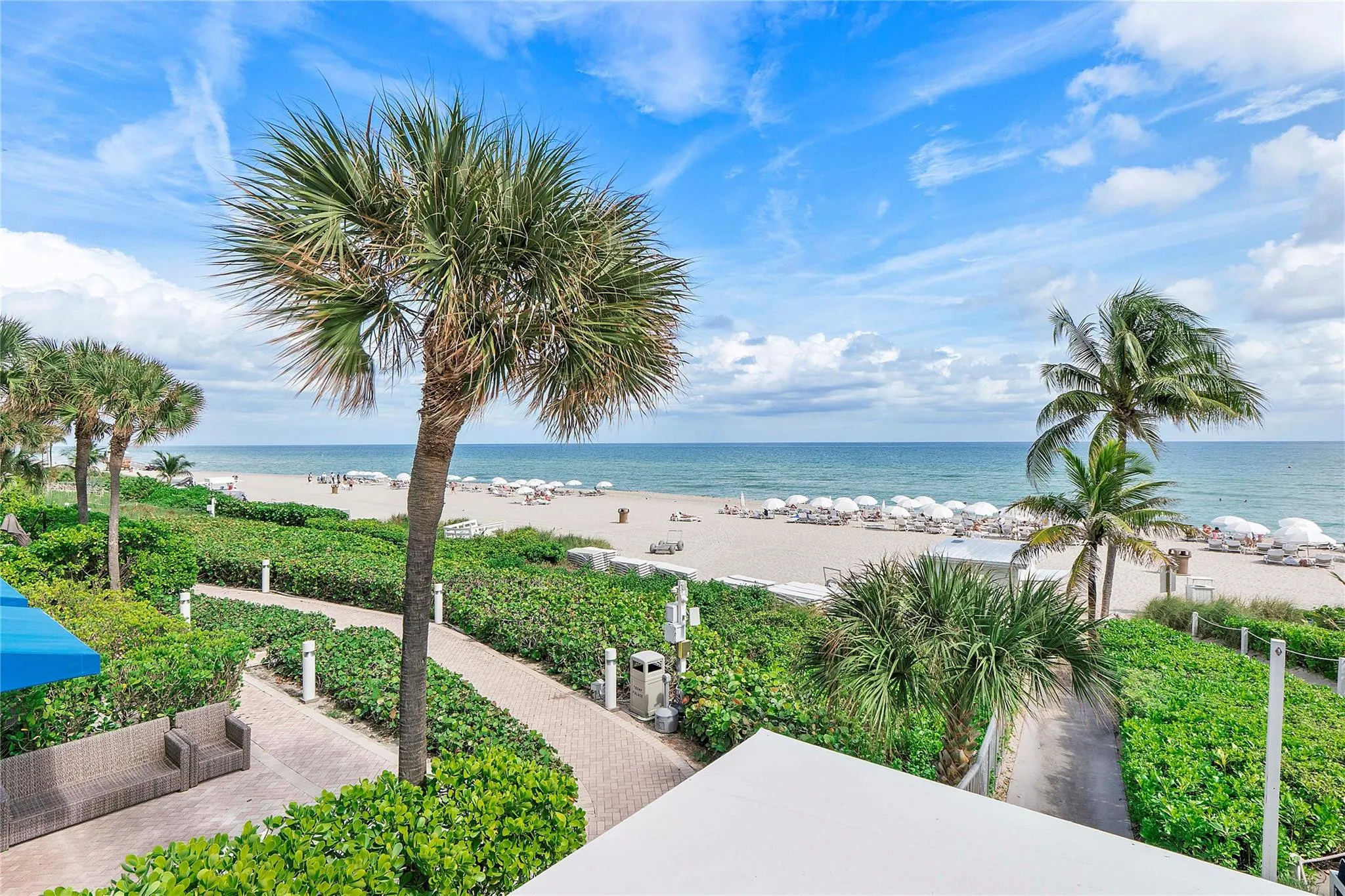 18001 Collins Avenue #2806