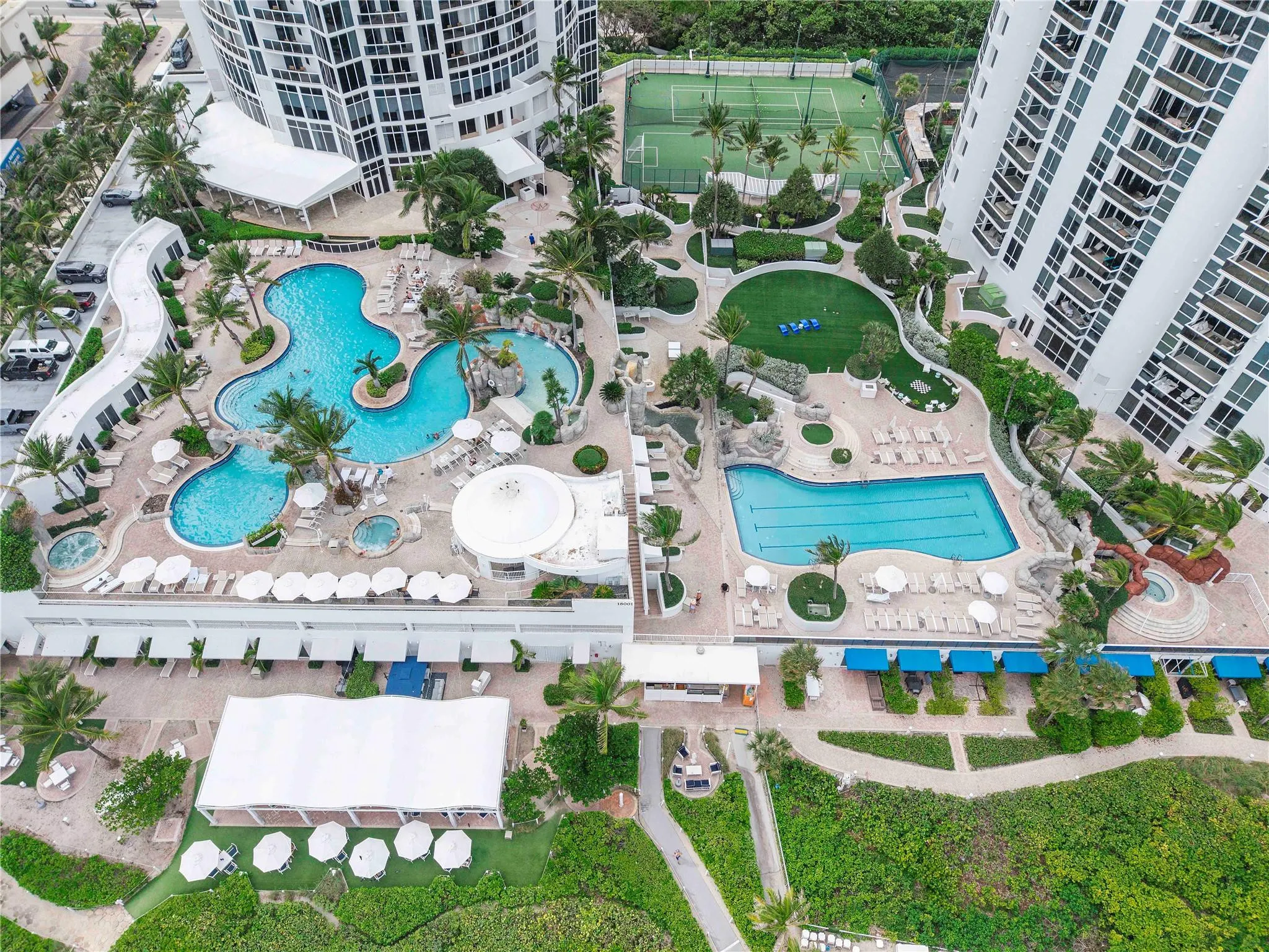 18001 Collins Avenue #2806