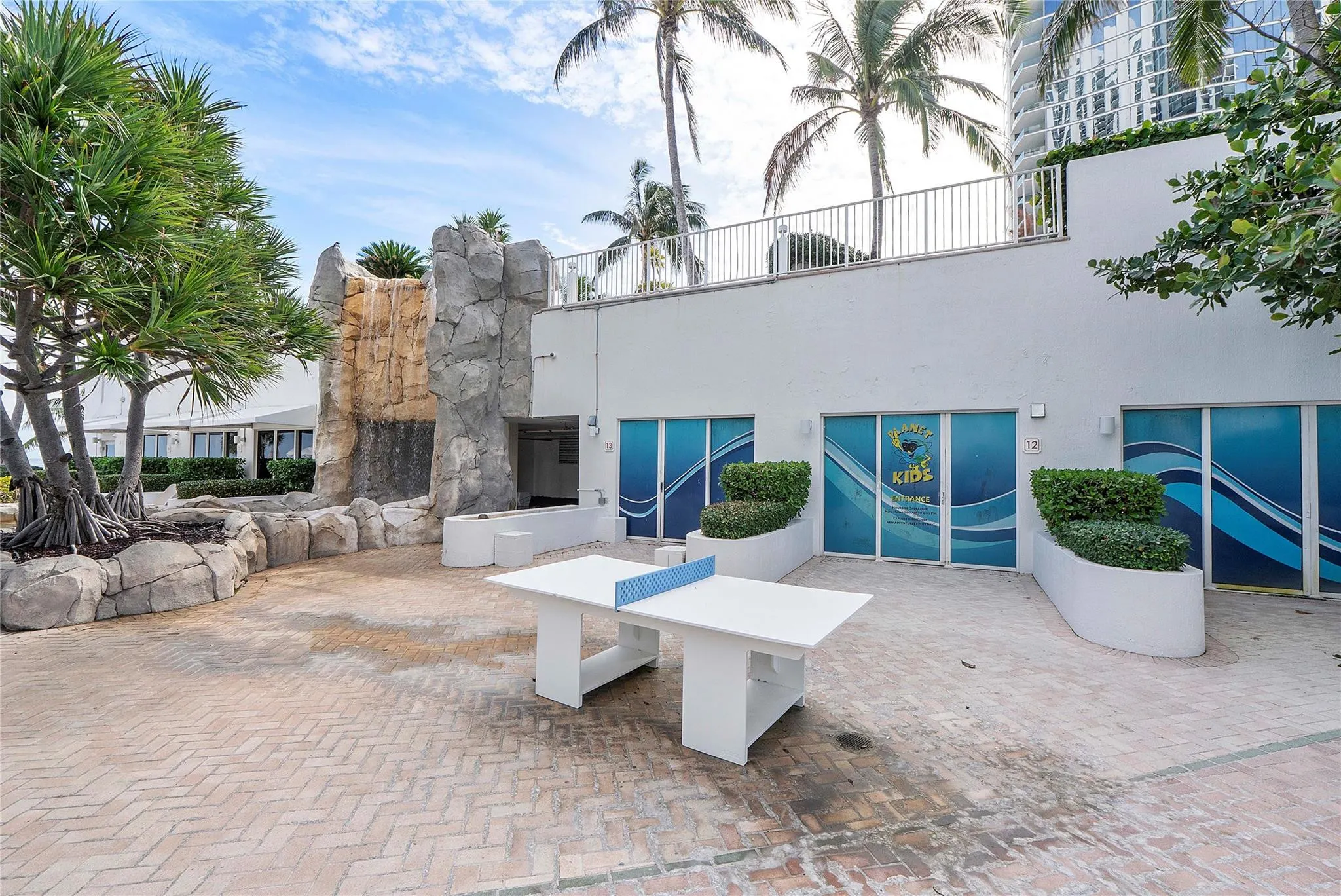 18001 Collins Avenue #2806
