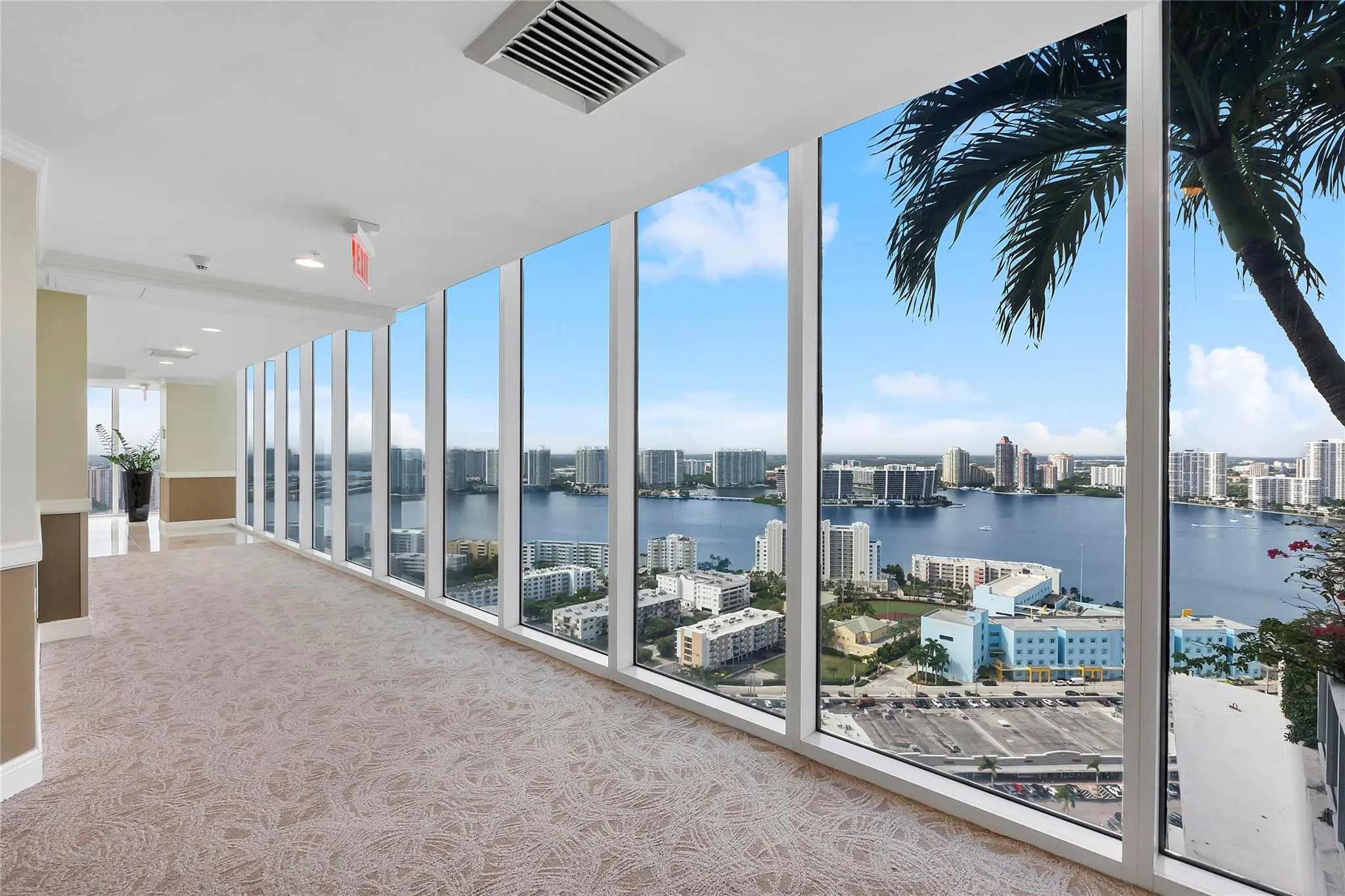 18001 Collins Avenue #2806