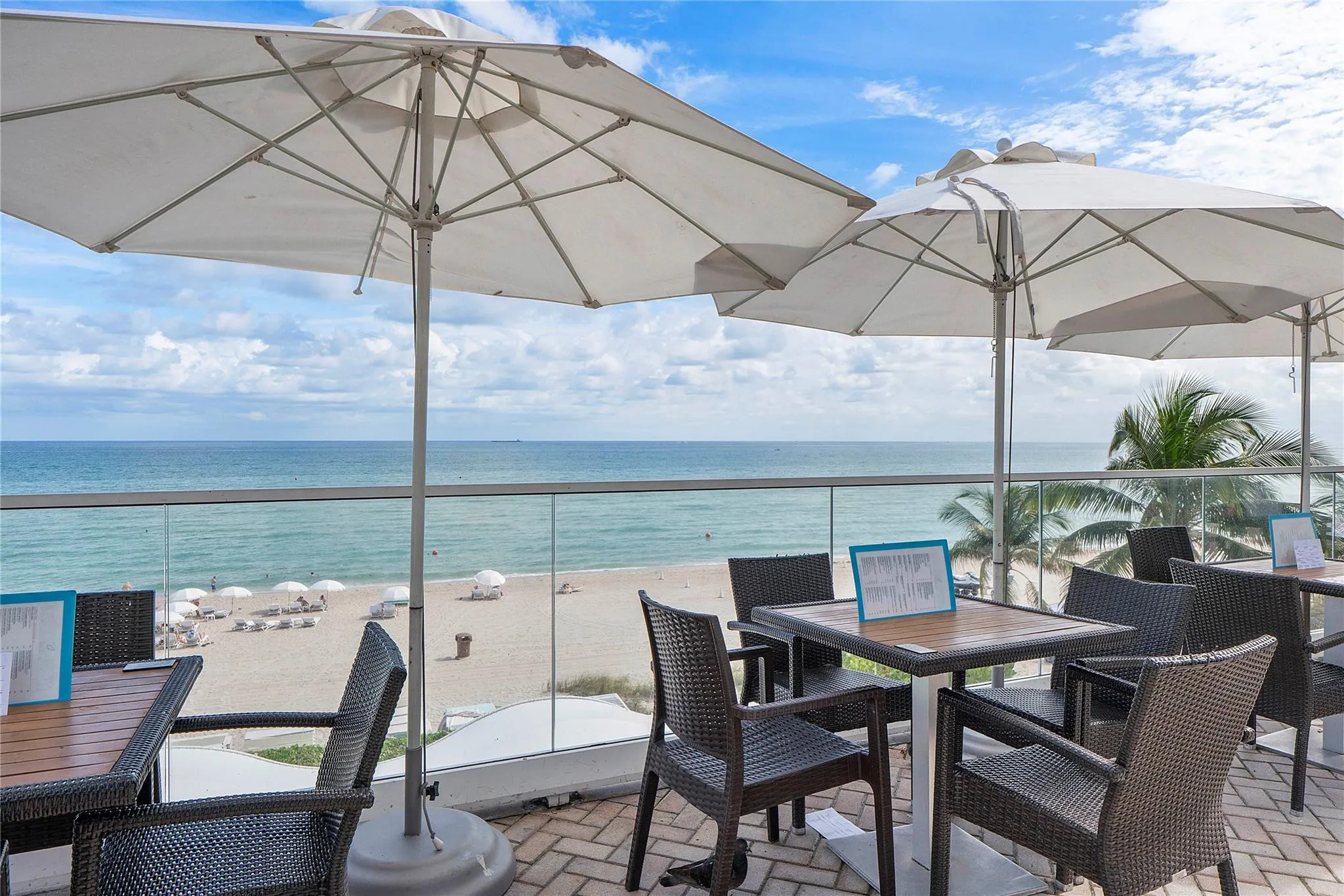 18001 Collins Avenue #2806