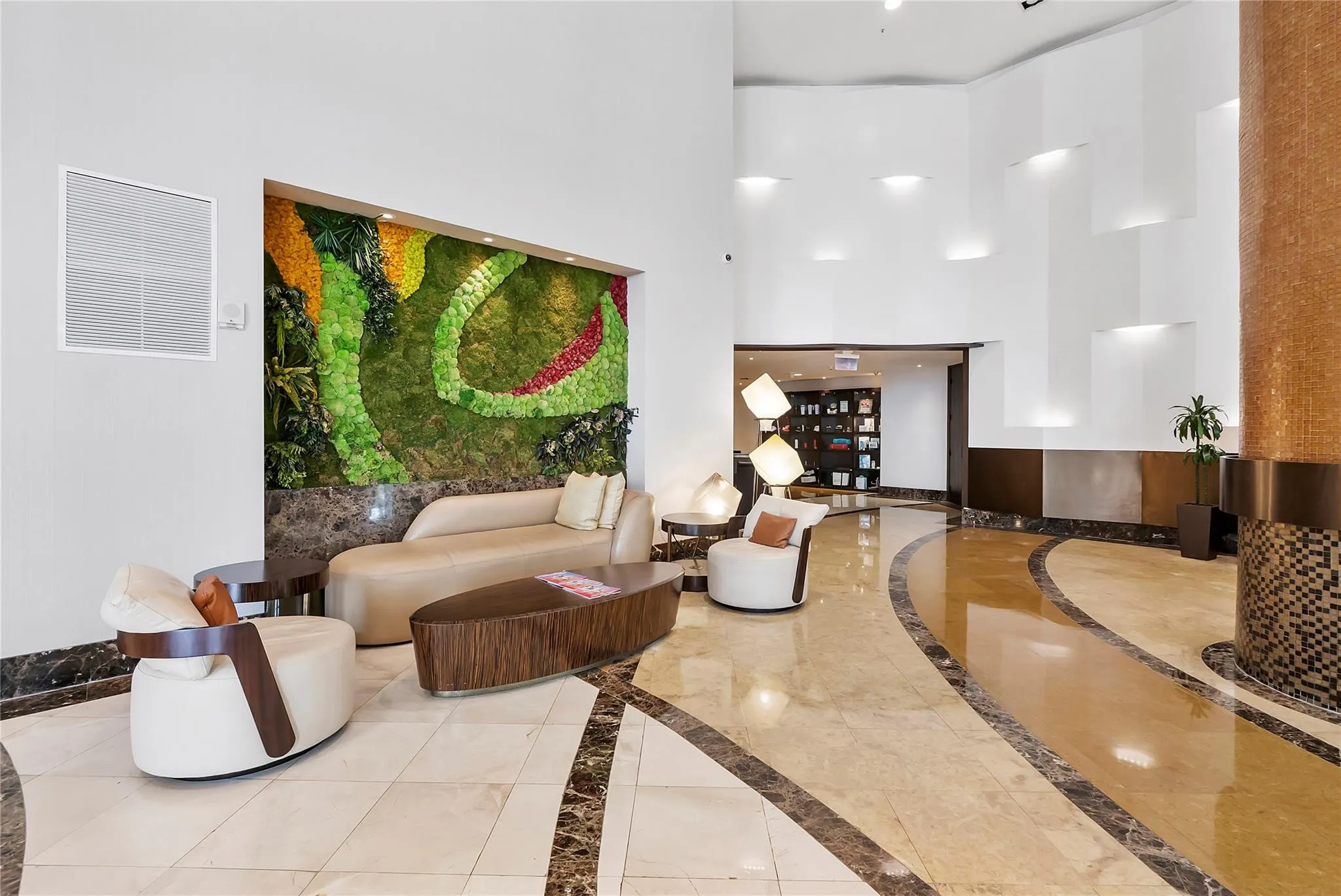18001 Collins Avenue #2806