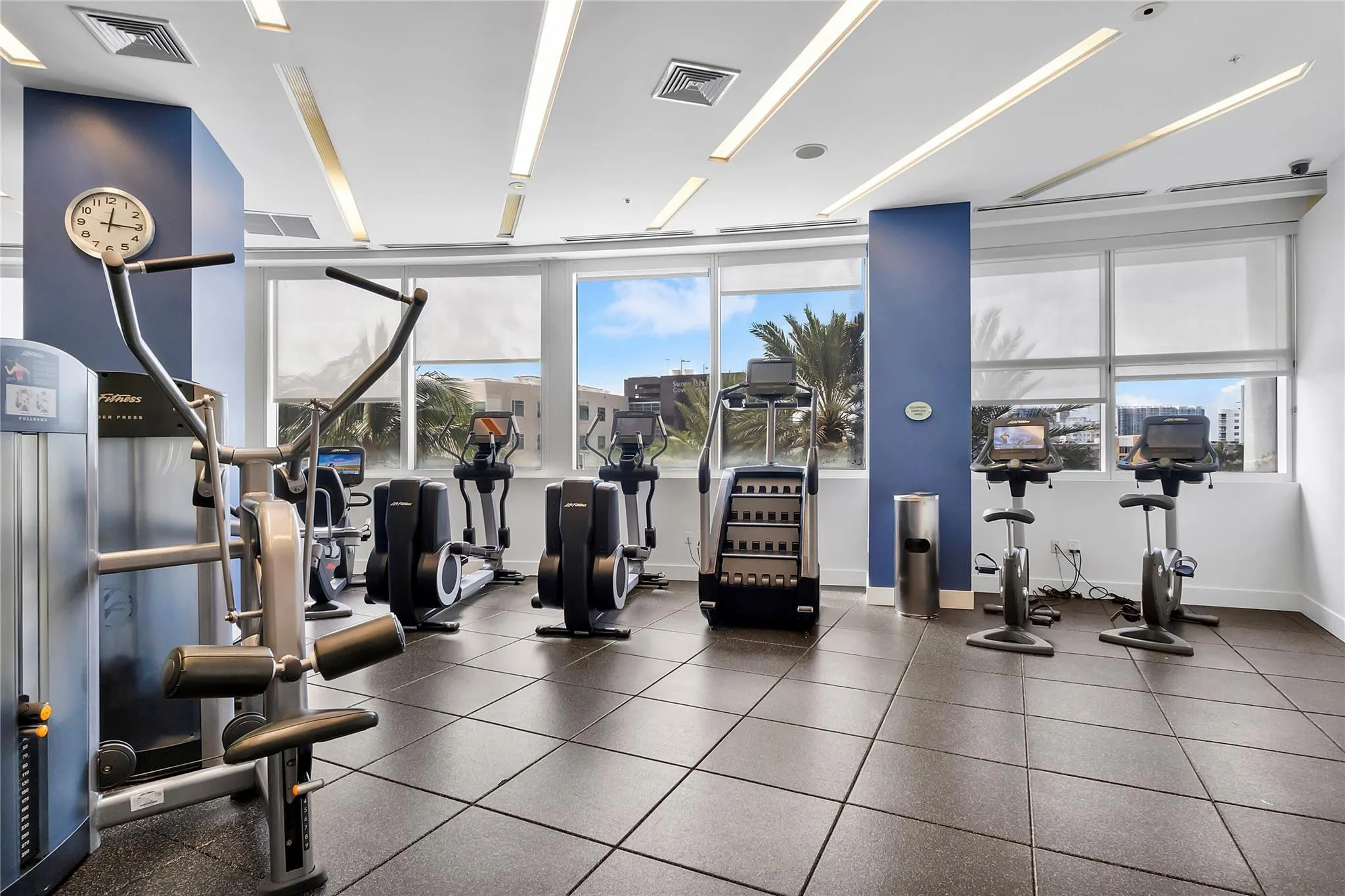 18001 Collins Avenue #2806