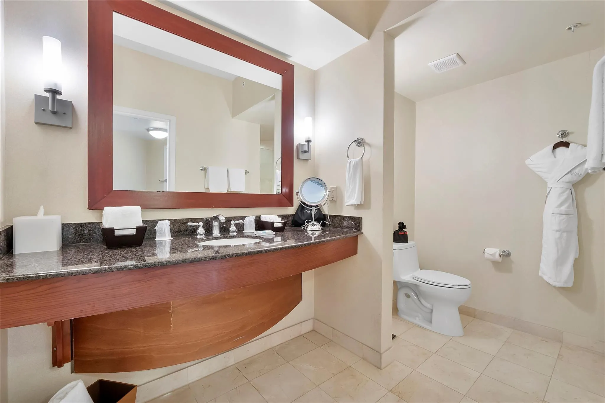 18001 Collins Avenue #2806