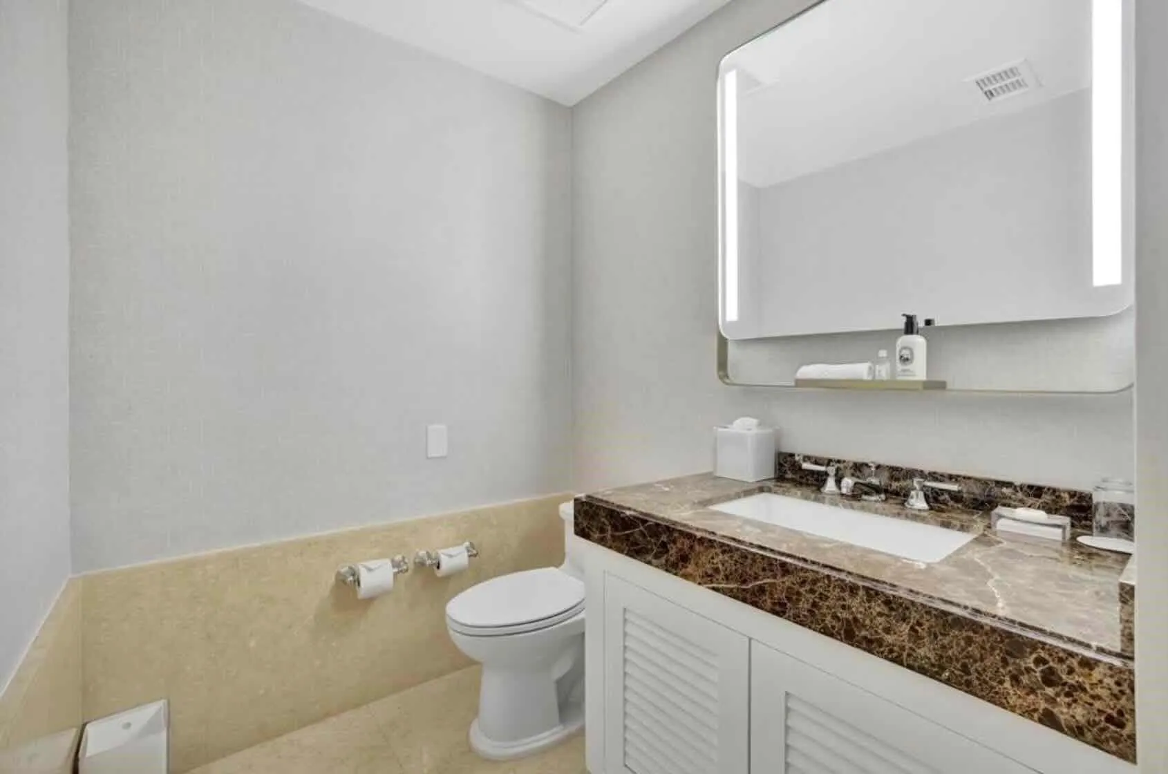 1 N Fort Lauderdale Beach Boulevard #1709