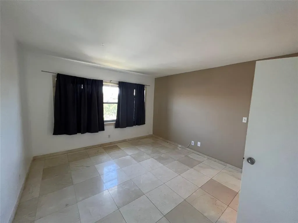 4311 Crystal Lake Drive #421