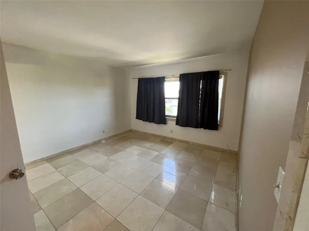4311 Crystal Lake Drive #421