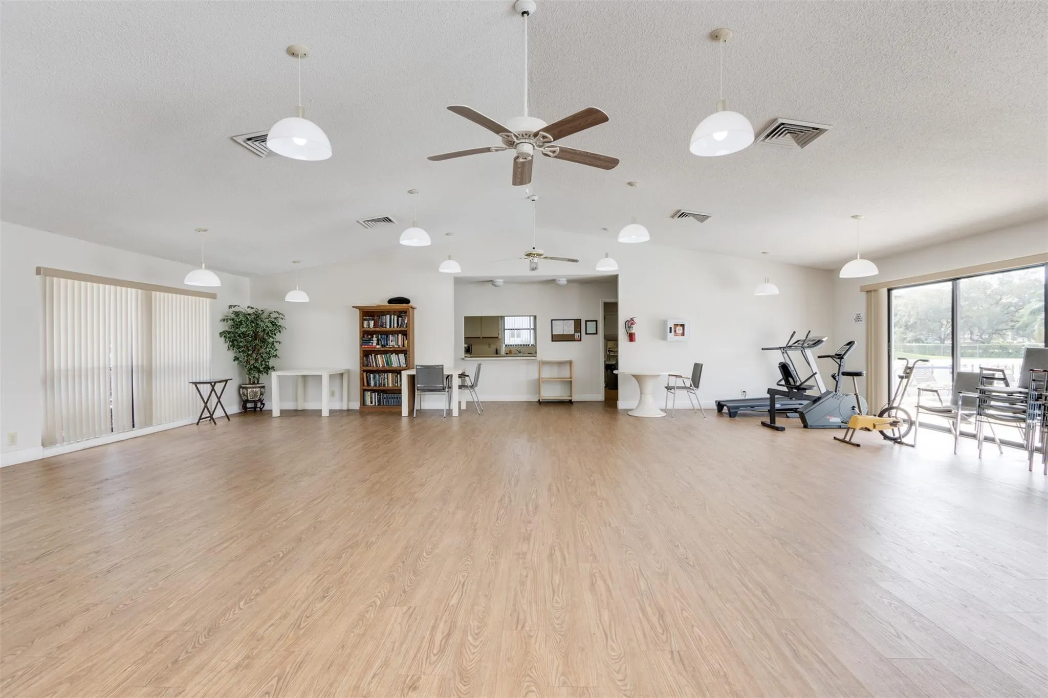 190 SE 5th Avenue #108